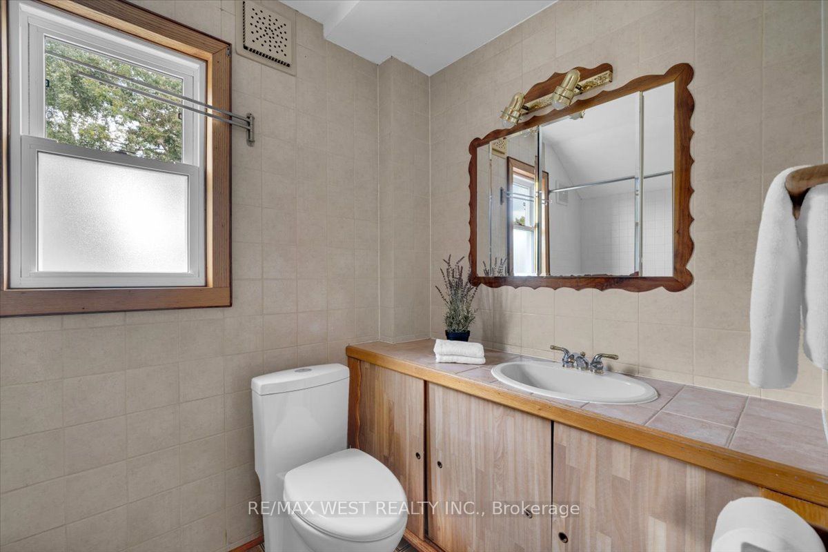 73 Seventeenth Street Property Photo 17