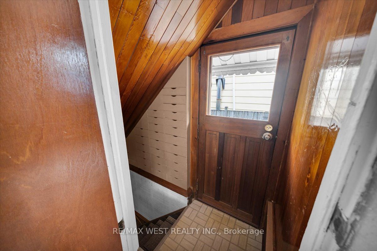 73 Seventeenth Street Property Photo 19