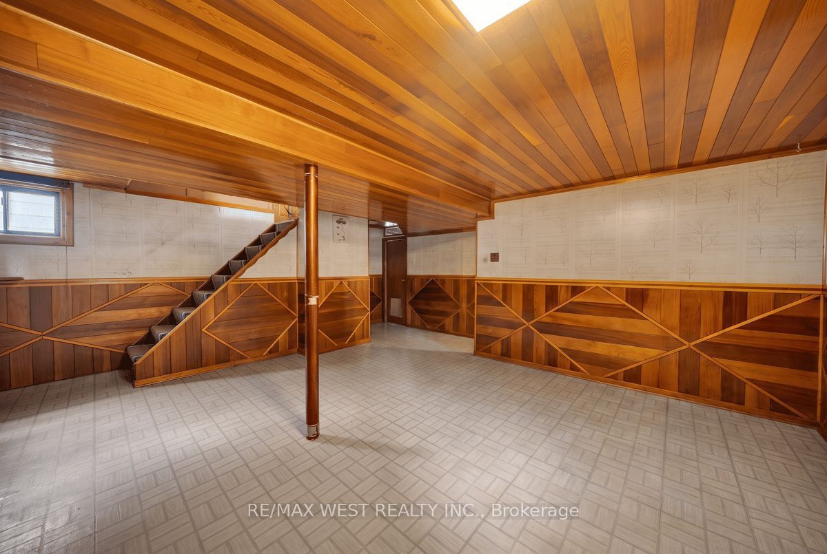 73 Seventeenth Street Property Photo 21