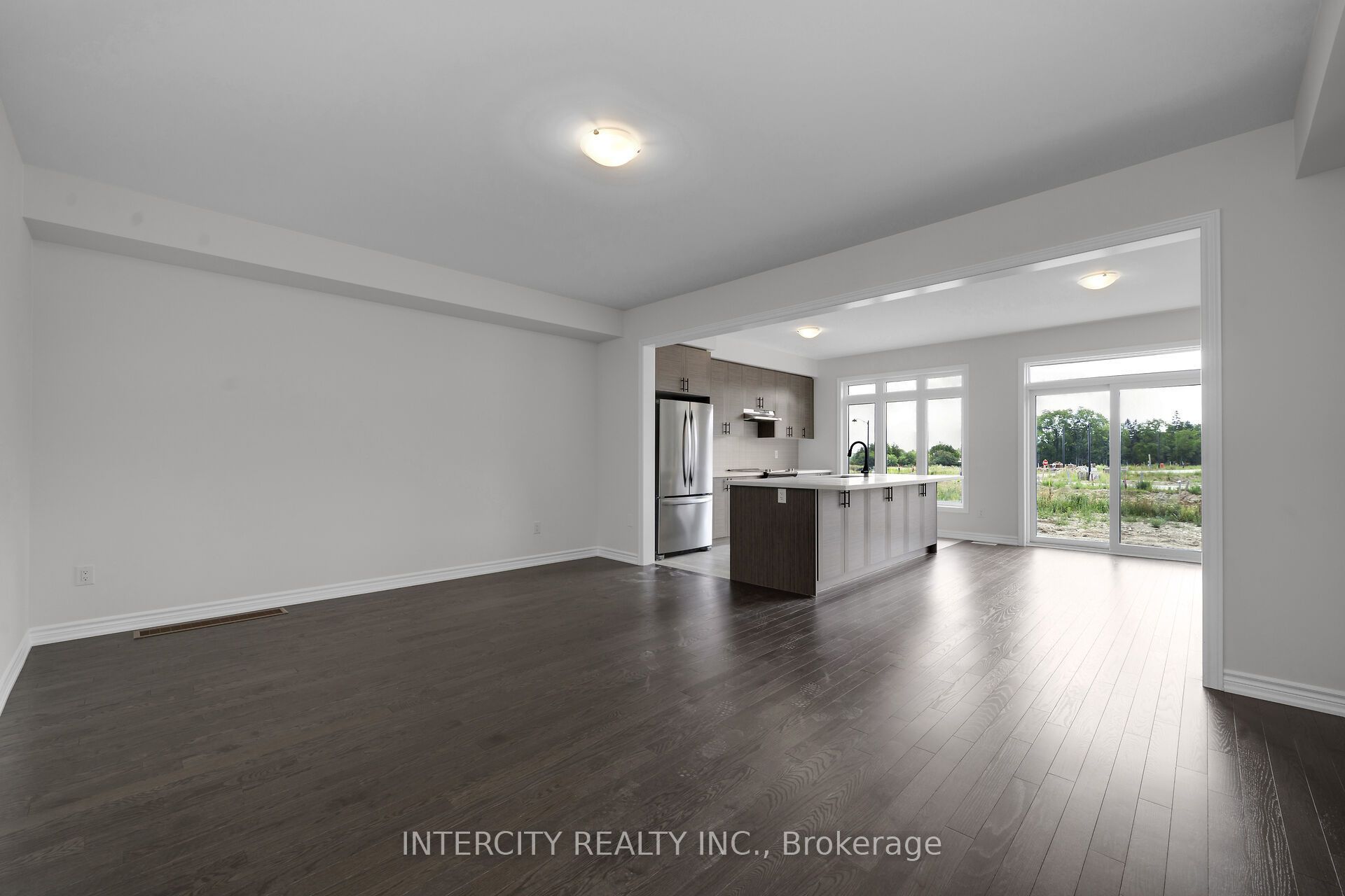 612 Glasgow Road Property Photo 8