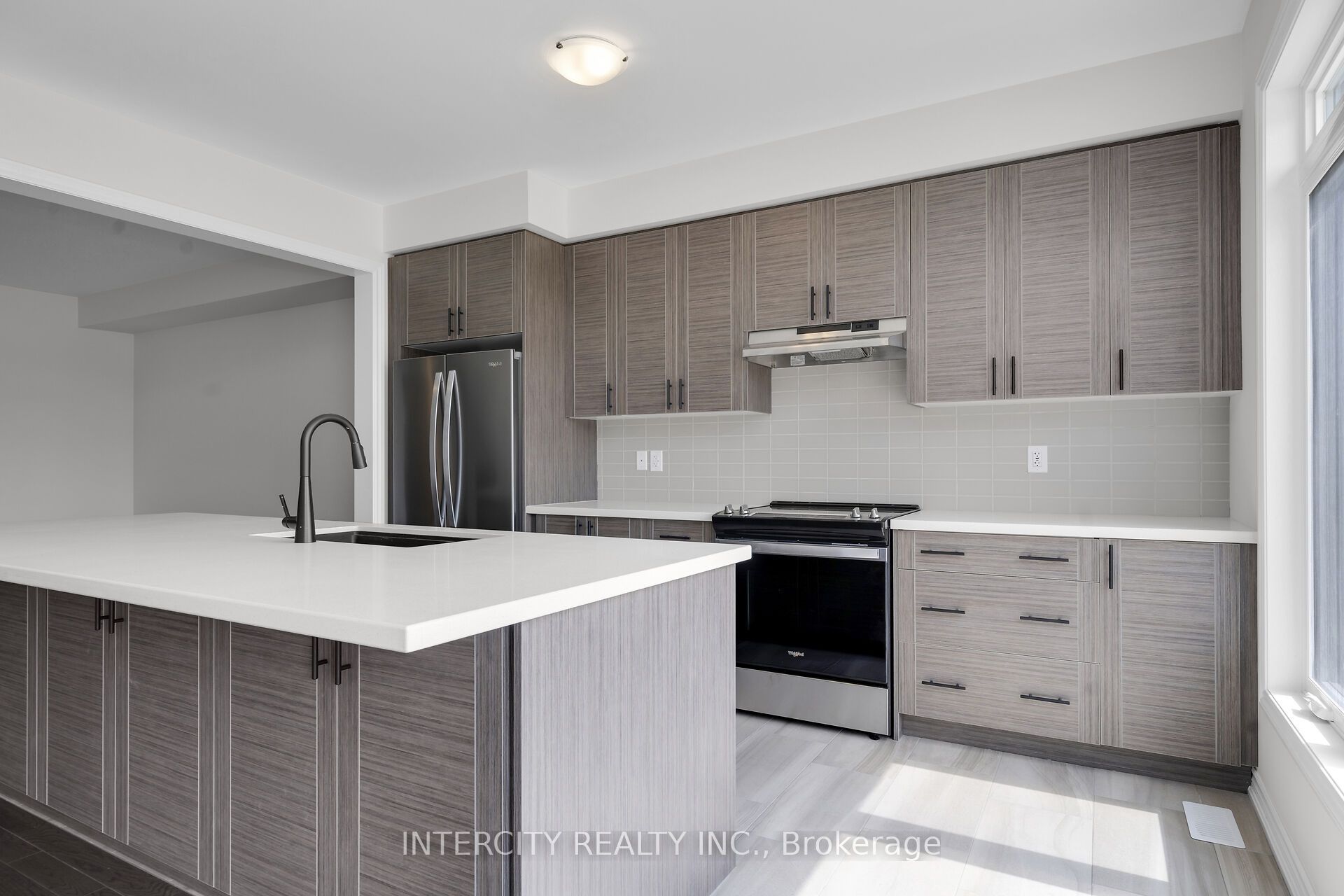 612 Glasgow Road Property Photo 15