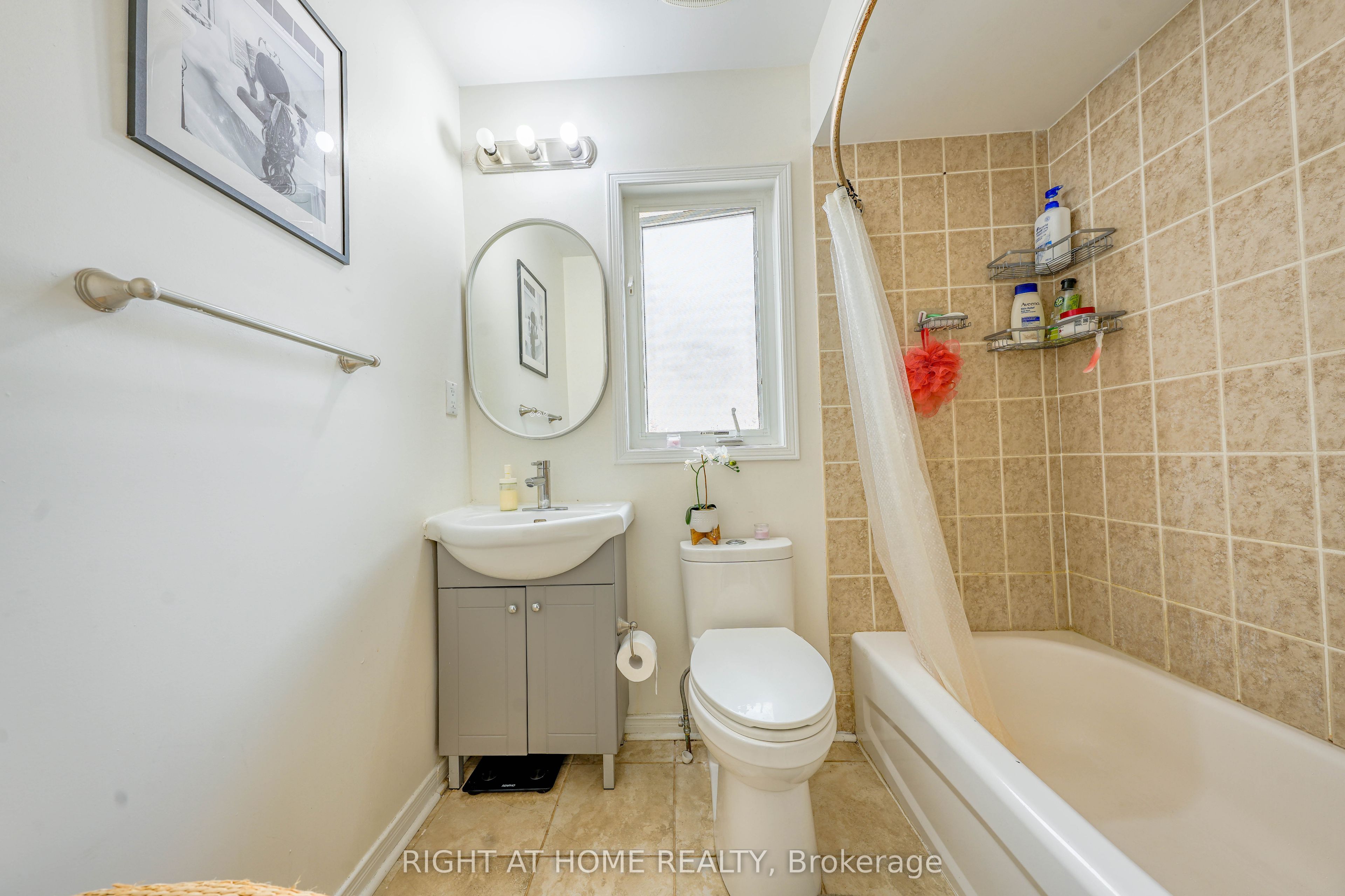 3881 Partition Road Property Photo 8