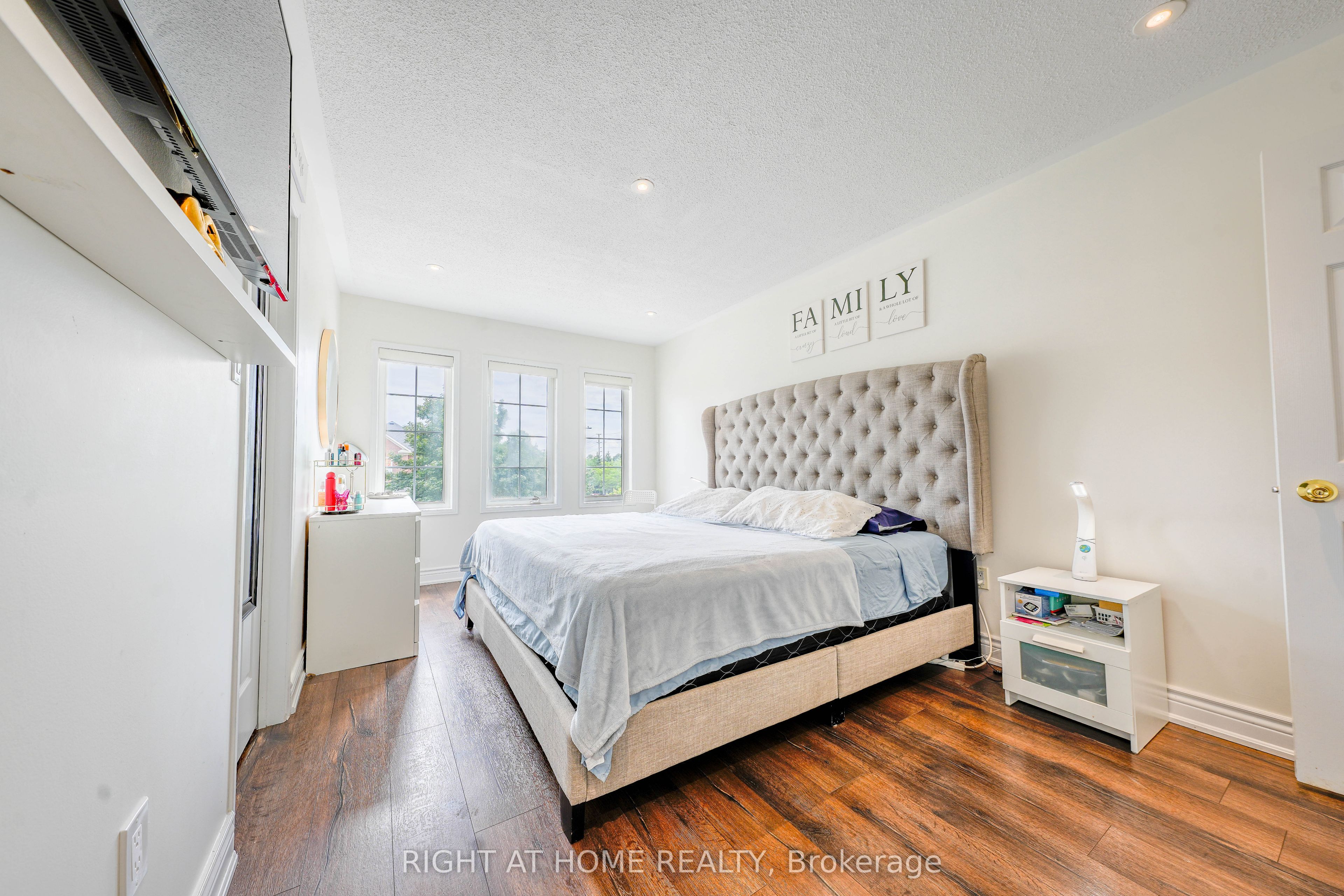 3881 Partition Road Property Photo 9