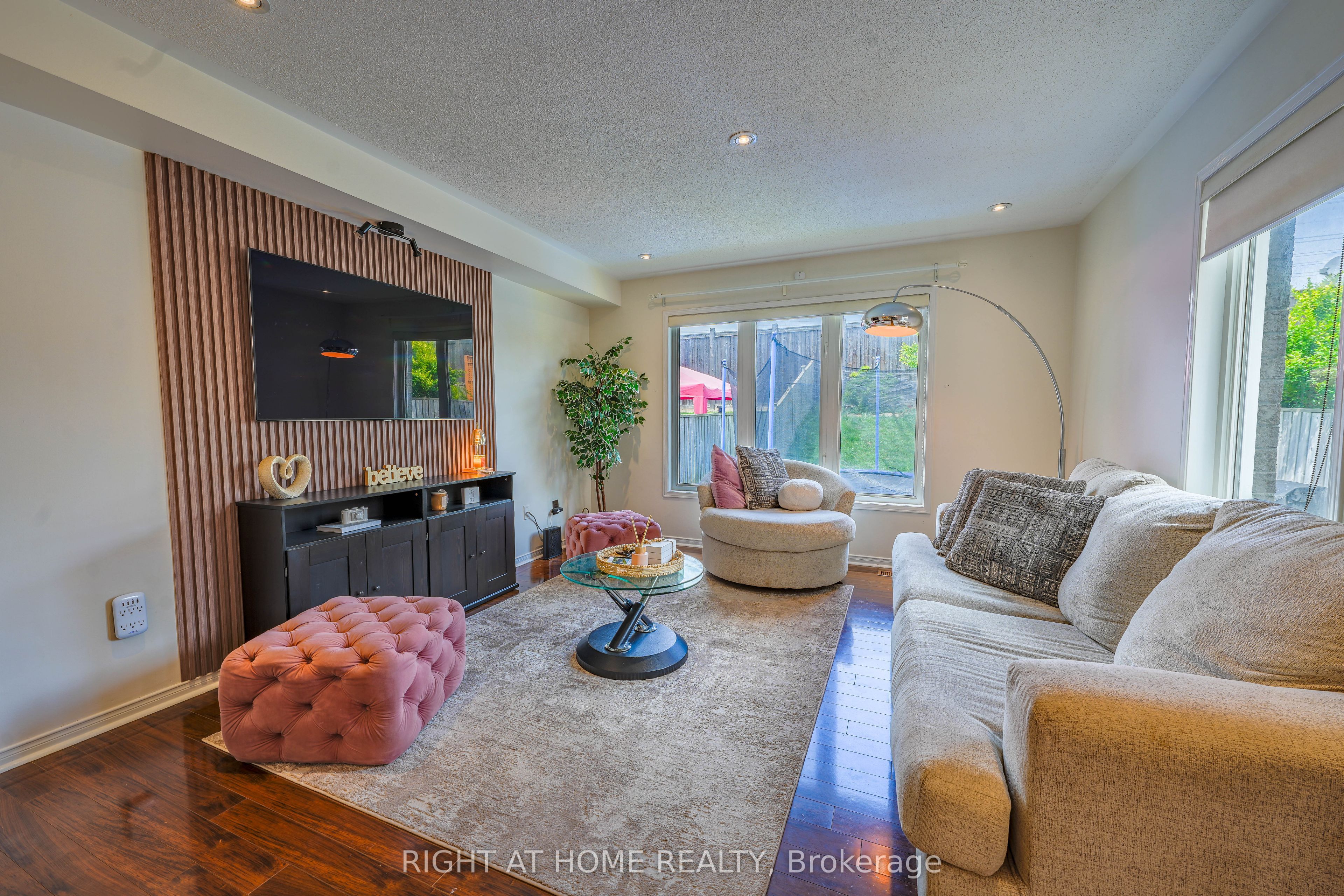 3881 Partition Road Property Photo 16