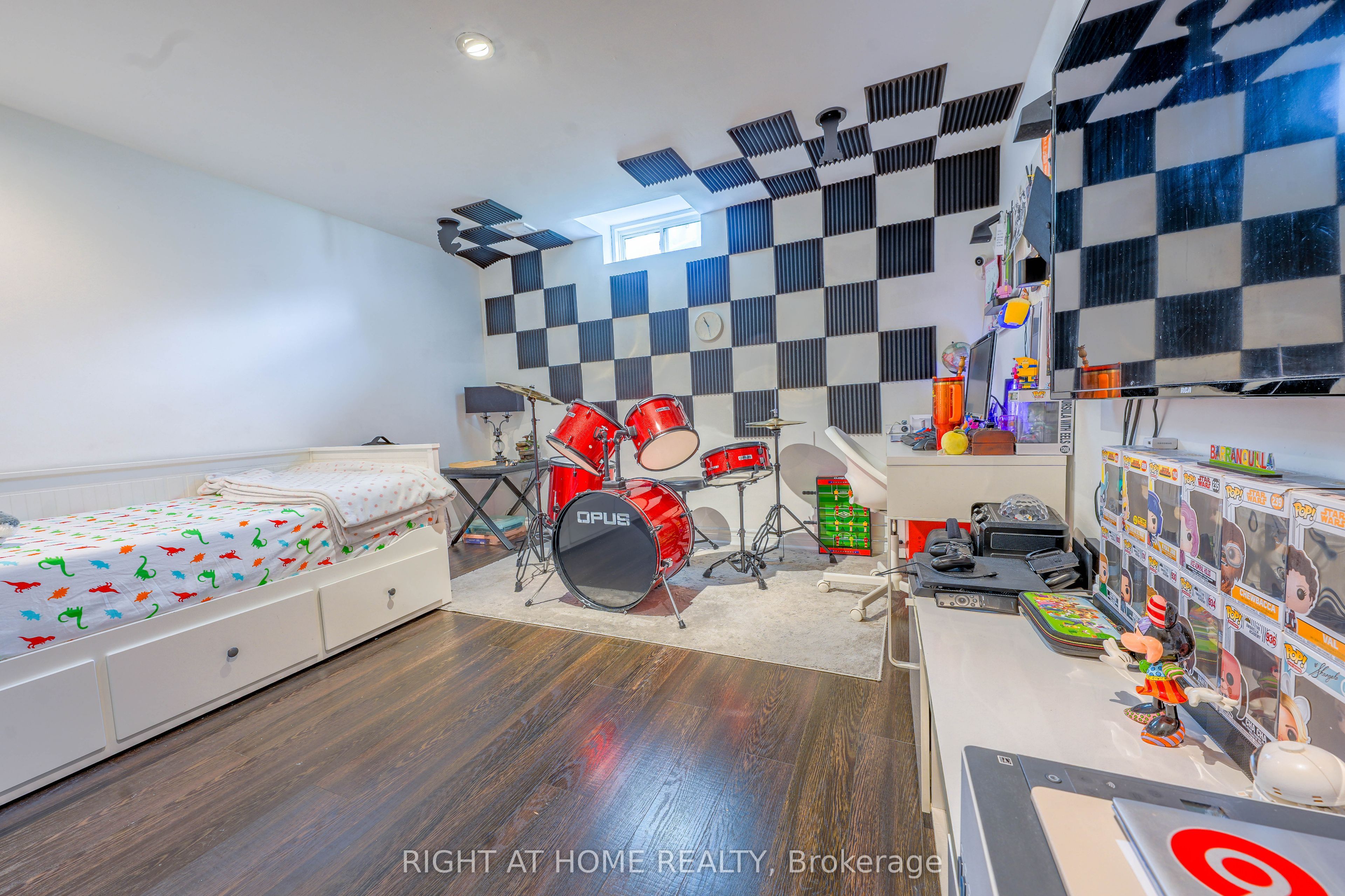 3881 Partition Road Property Photo 25