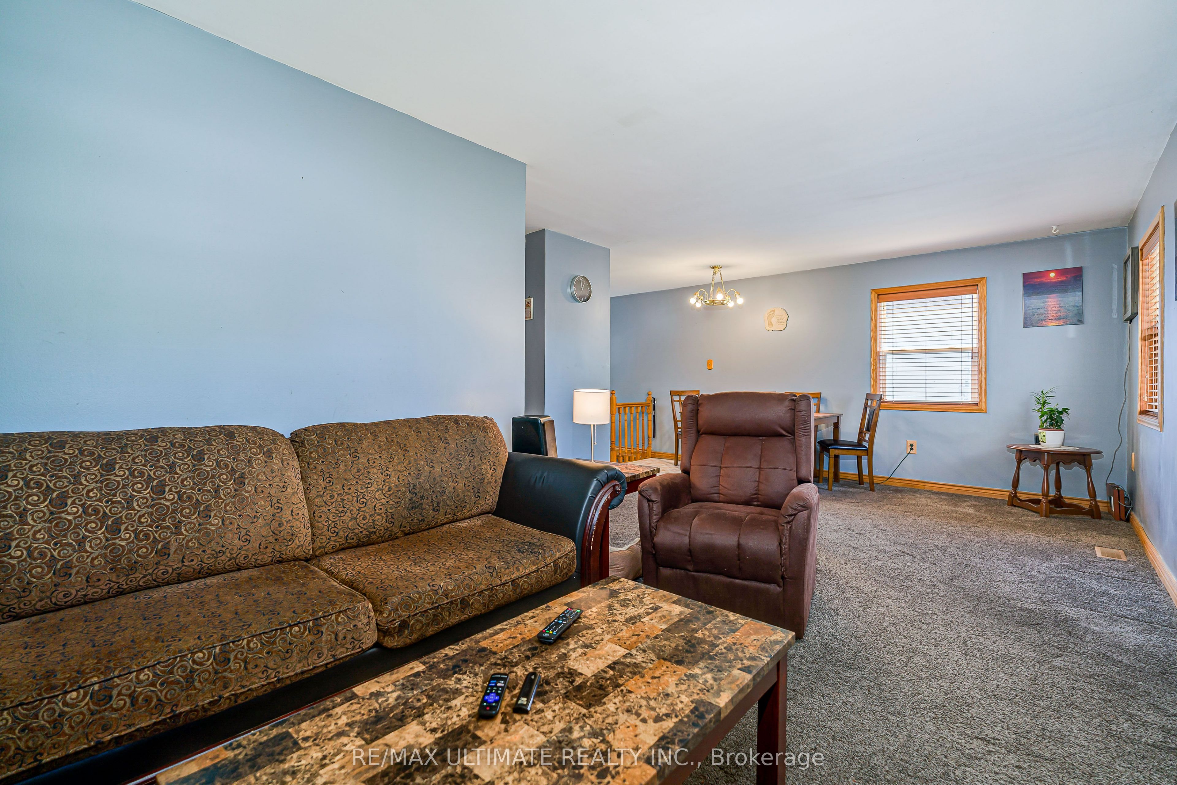 632 Trethewey Drive Property Photo 6