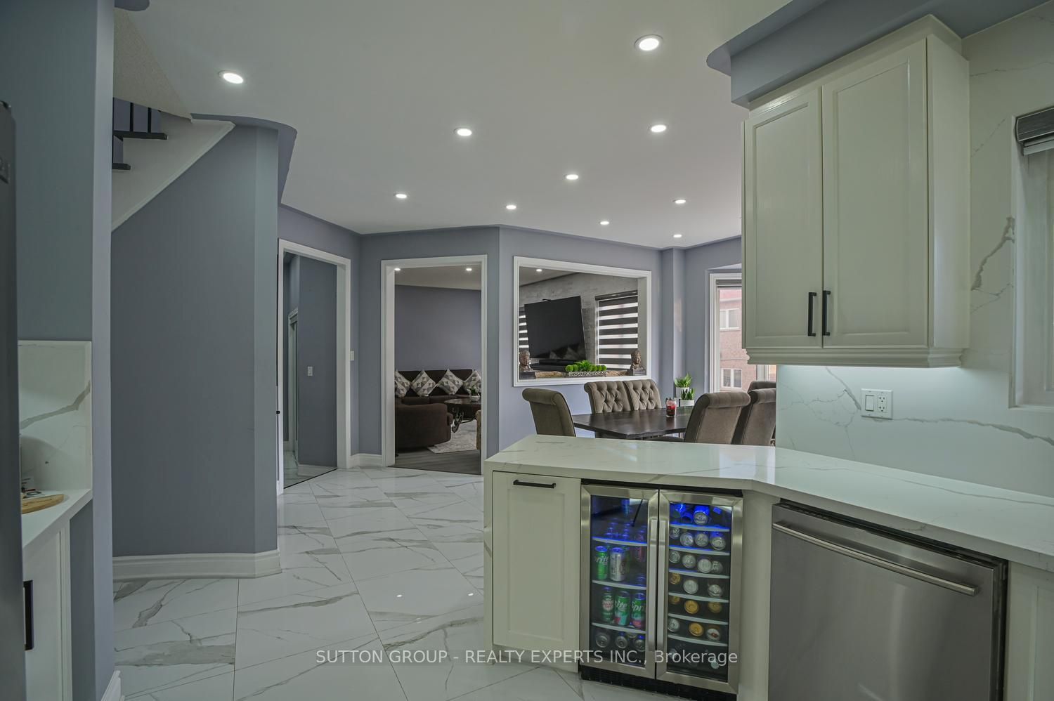 373 Sunny Meadow Boulevard Property Photo 17