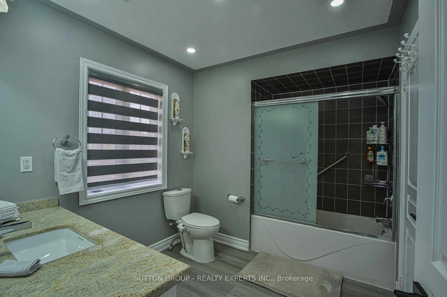 373 Sunny Meadow Boulevard Property Photo 32