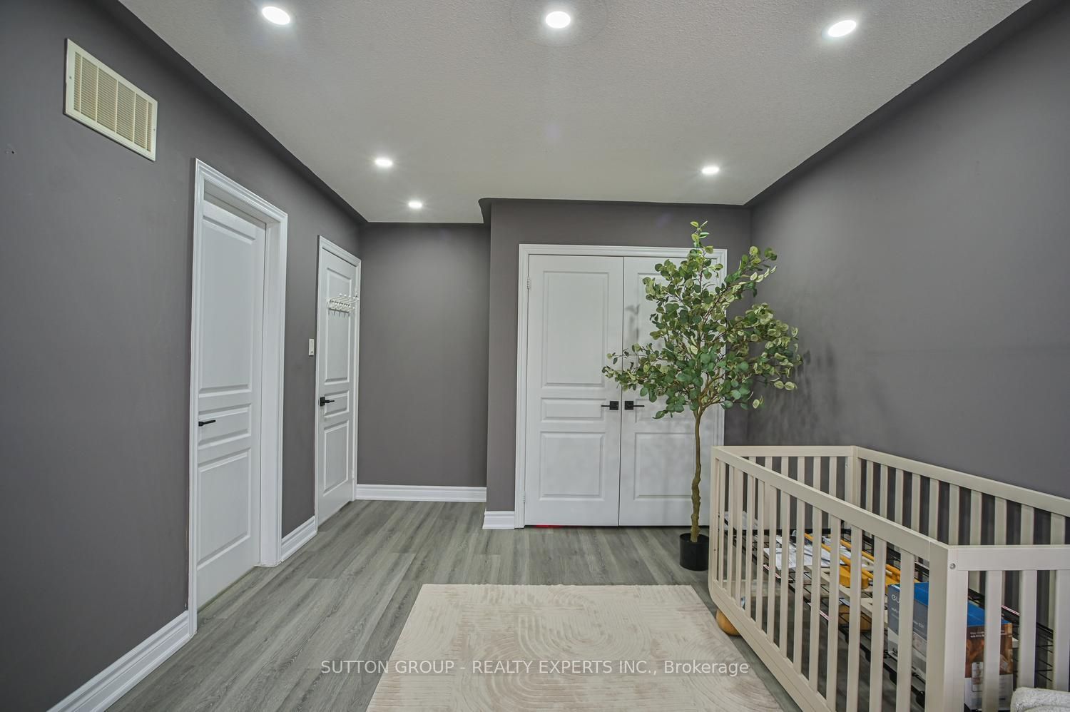373 Sunny Meadow Boulevard Property Photo 33
