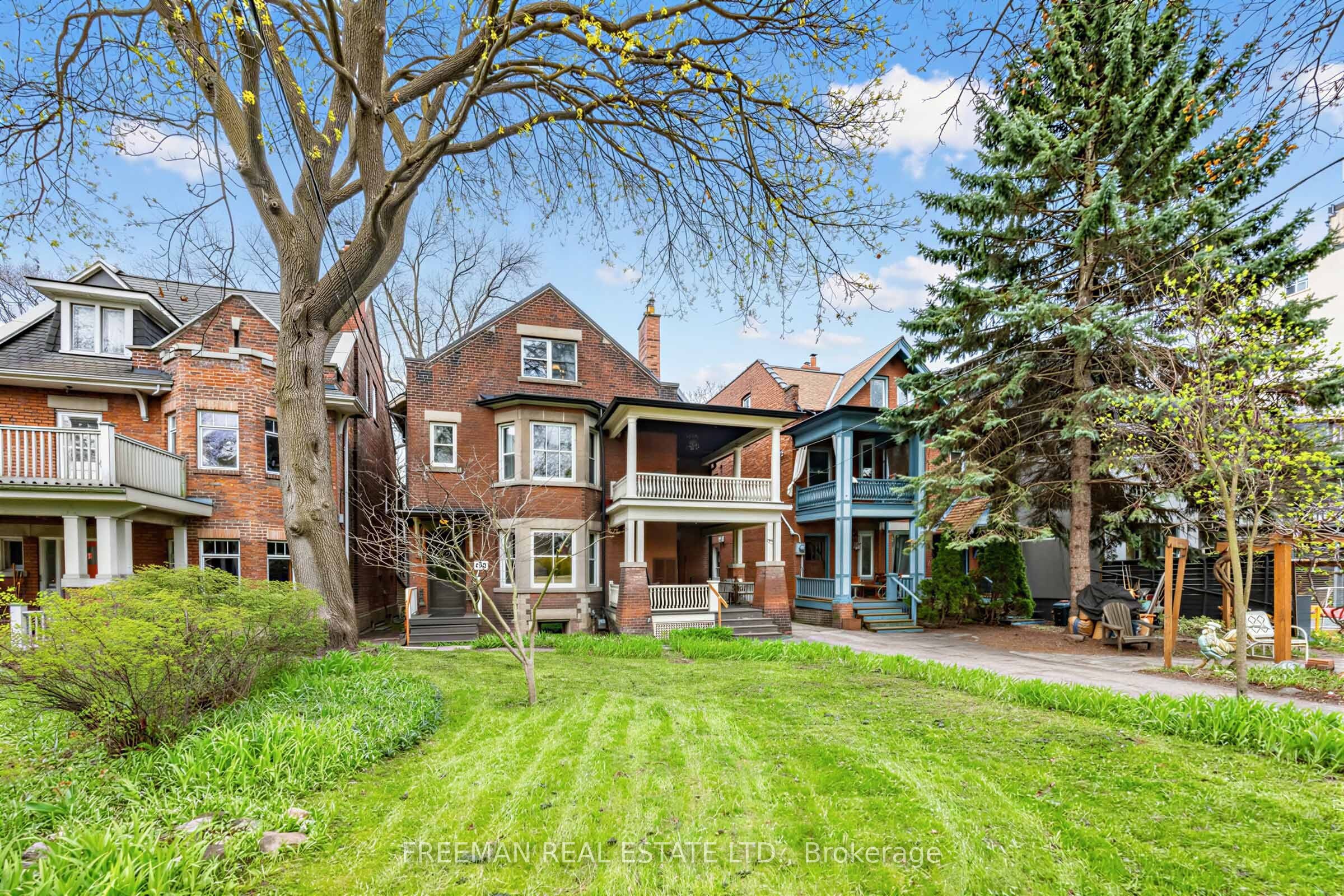 129 Indian Road Property Photo 2
