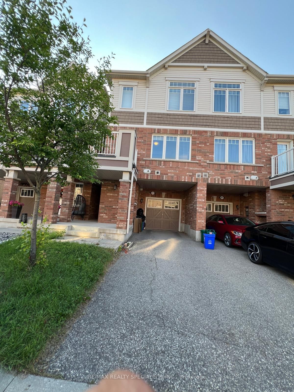 285 Casson Point Property Photo 1