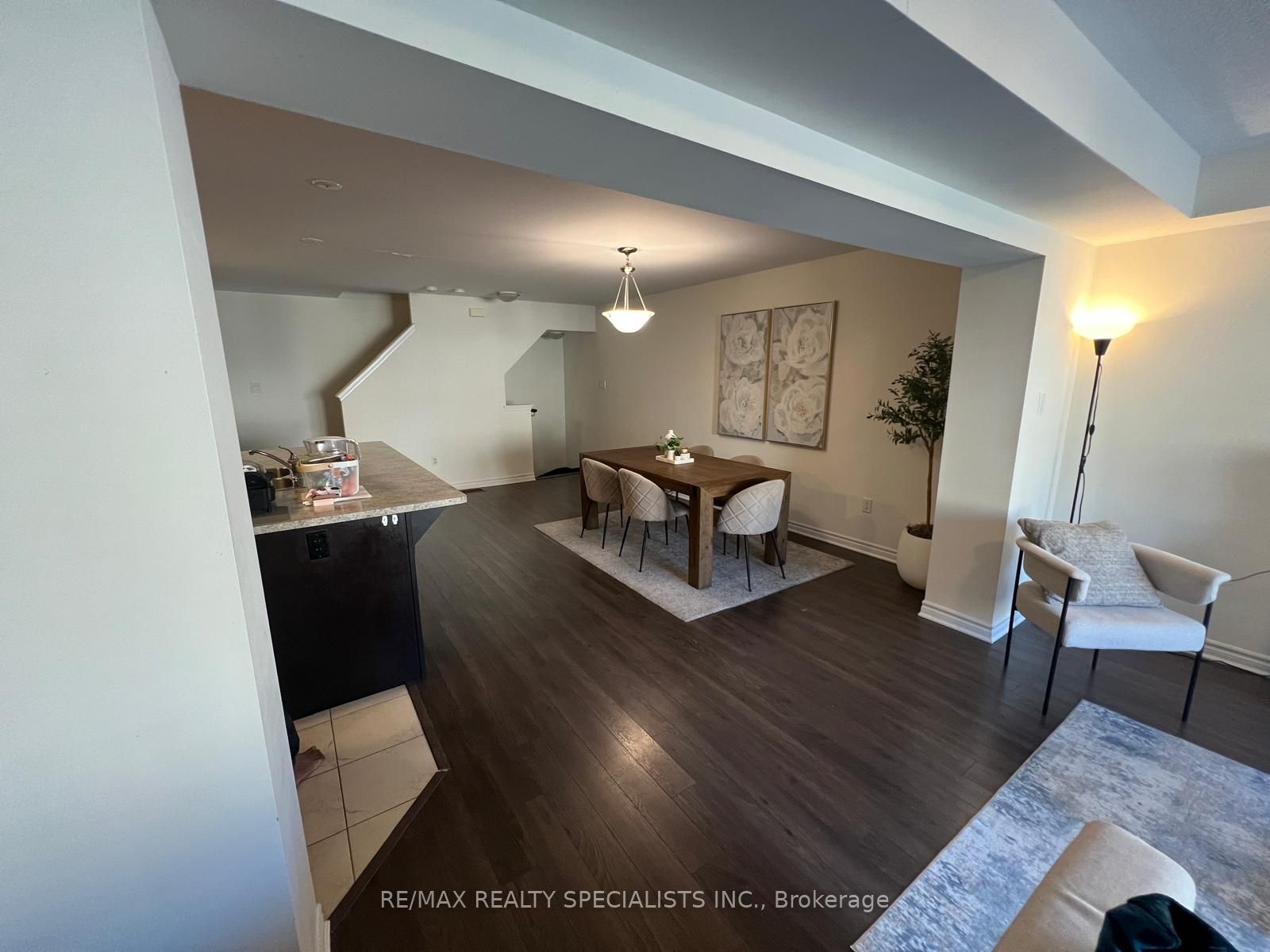285 Casson Point Property Photo 7