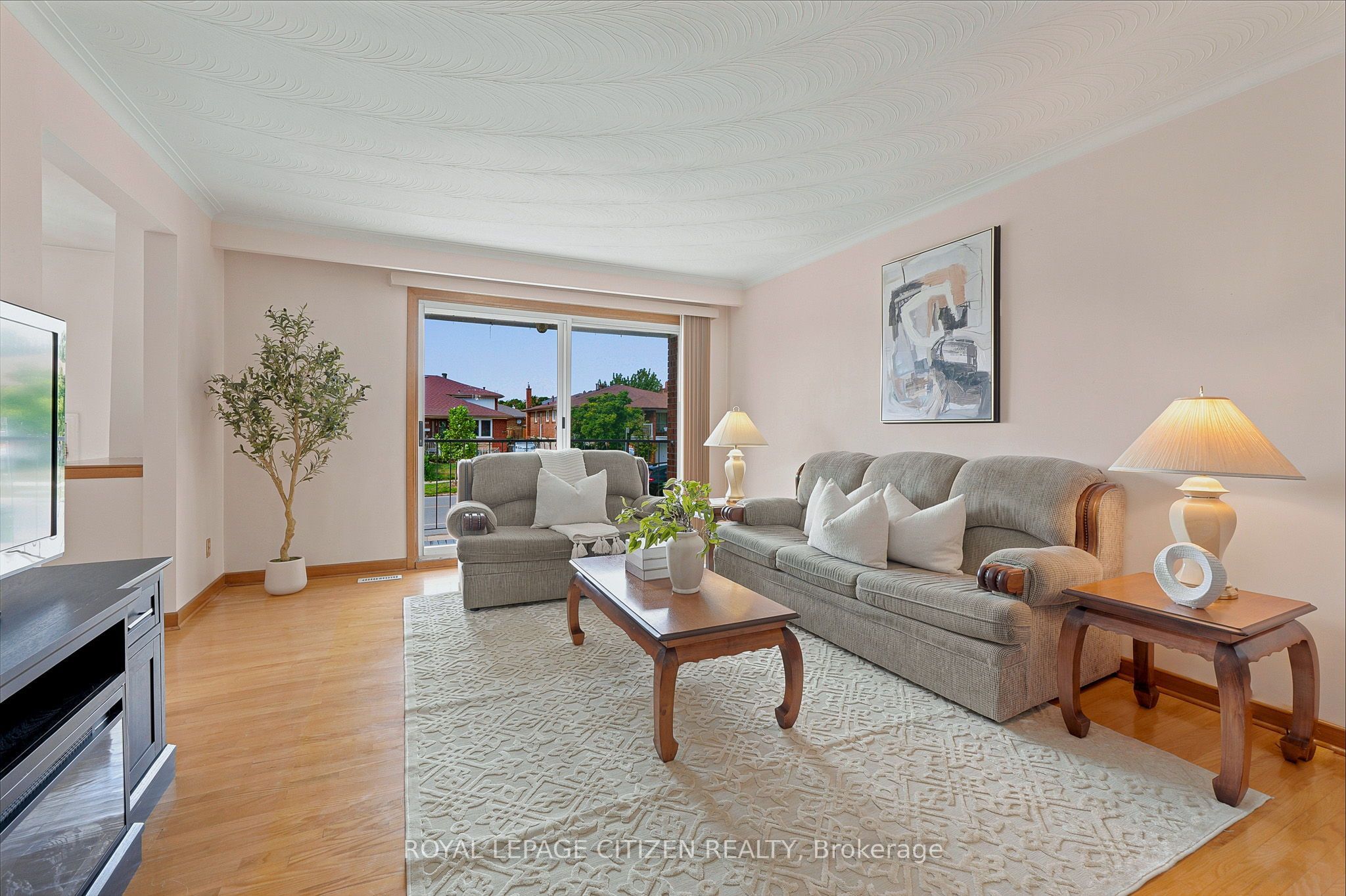 37 Firenza Drive Property Photo 7
