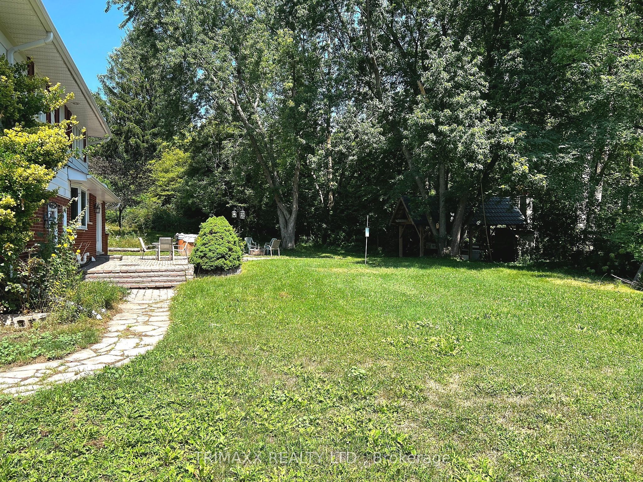 4069 Charleston Side Road Property Photo 27