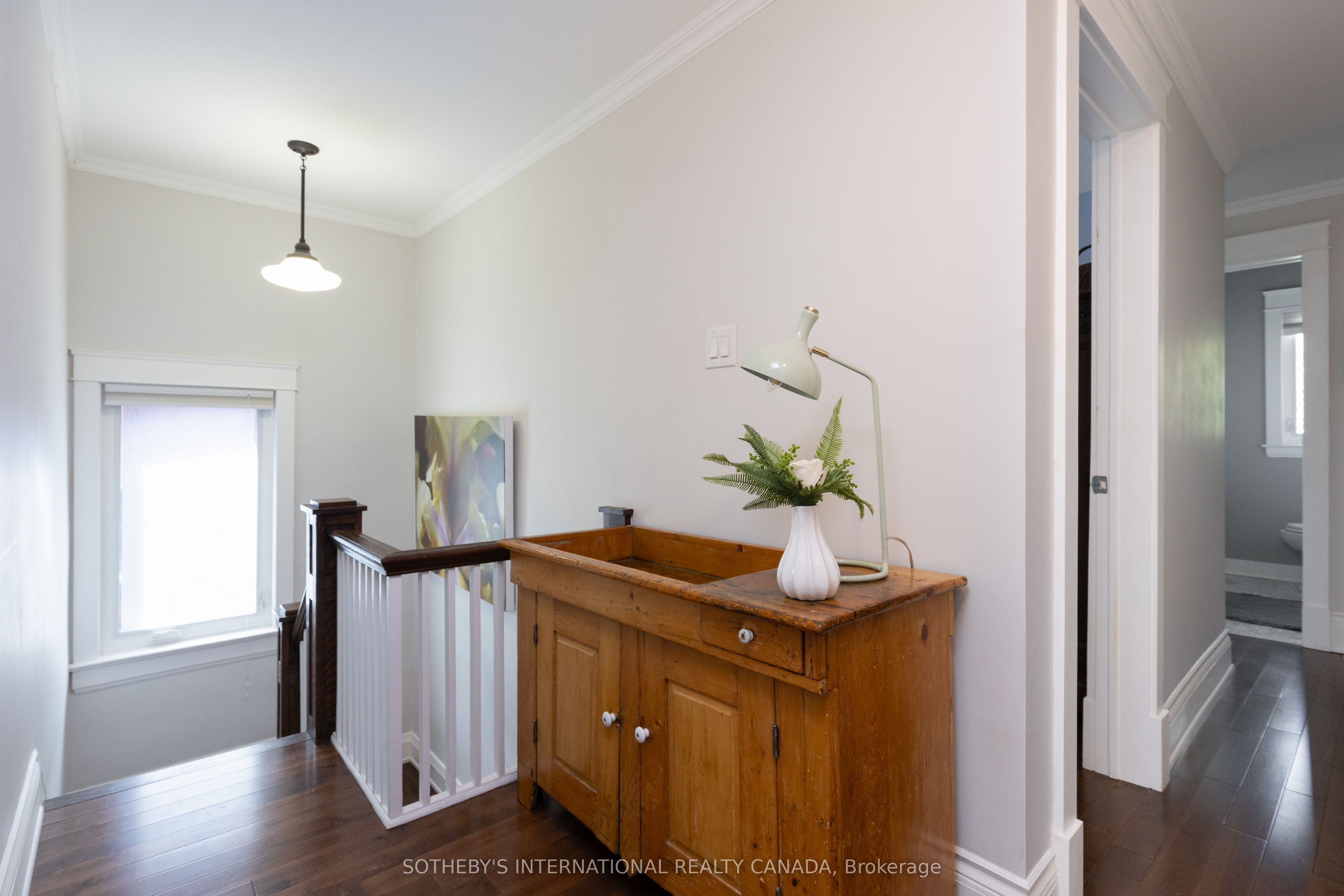 2 Rexford Road Property Photo 11