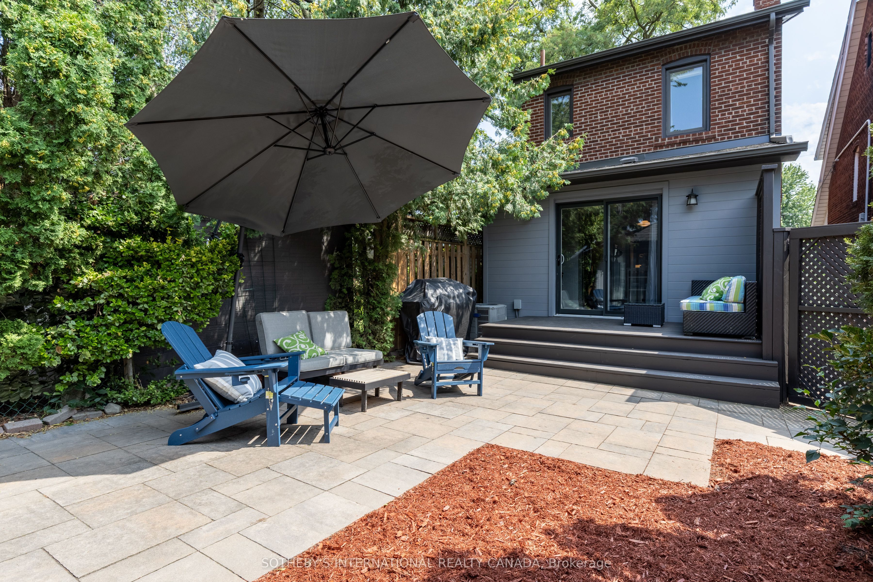 2 Rexford Road Property Photo 19