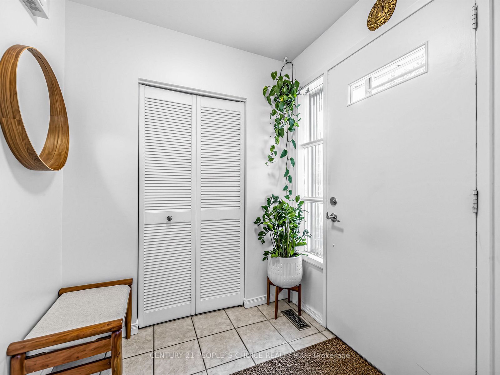 1465 Glen Rutley Circle Property Photo 3