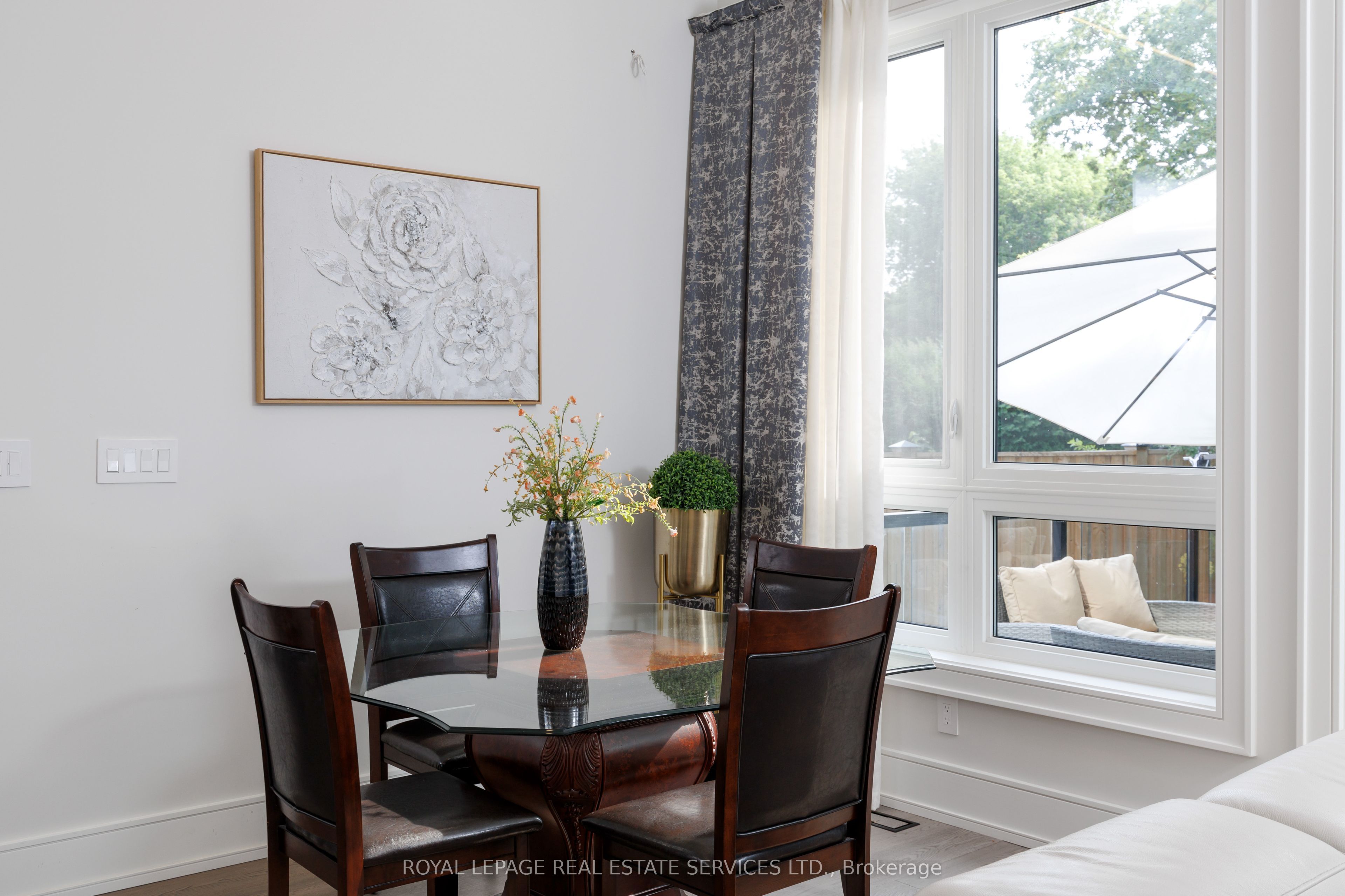 564 Stonecliffe Road Property Photo 12