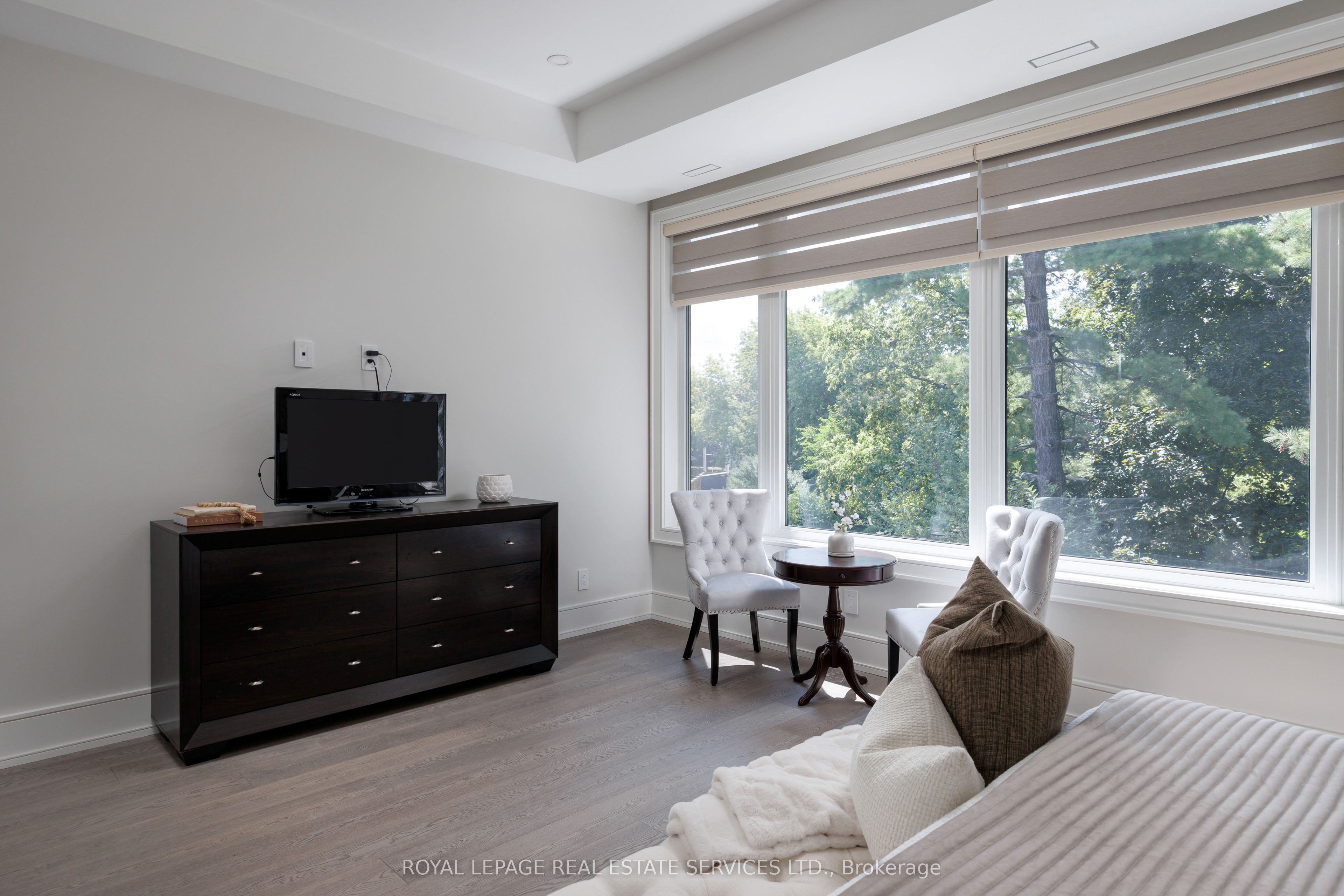 564 Stonecliffe Road Property Photo 16