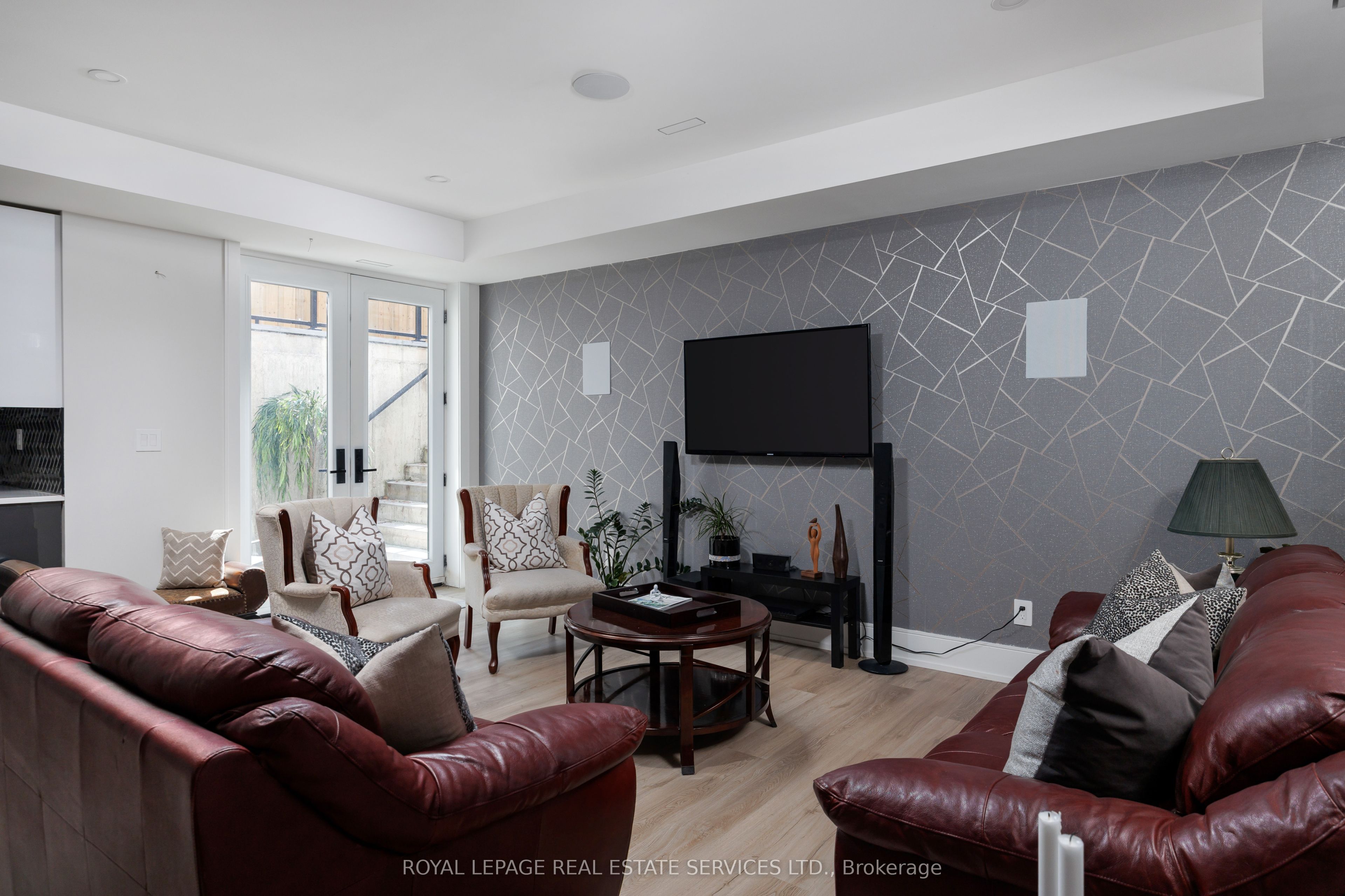 564 Stonecliffe Road Property Photo 30