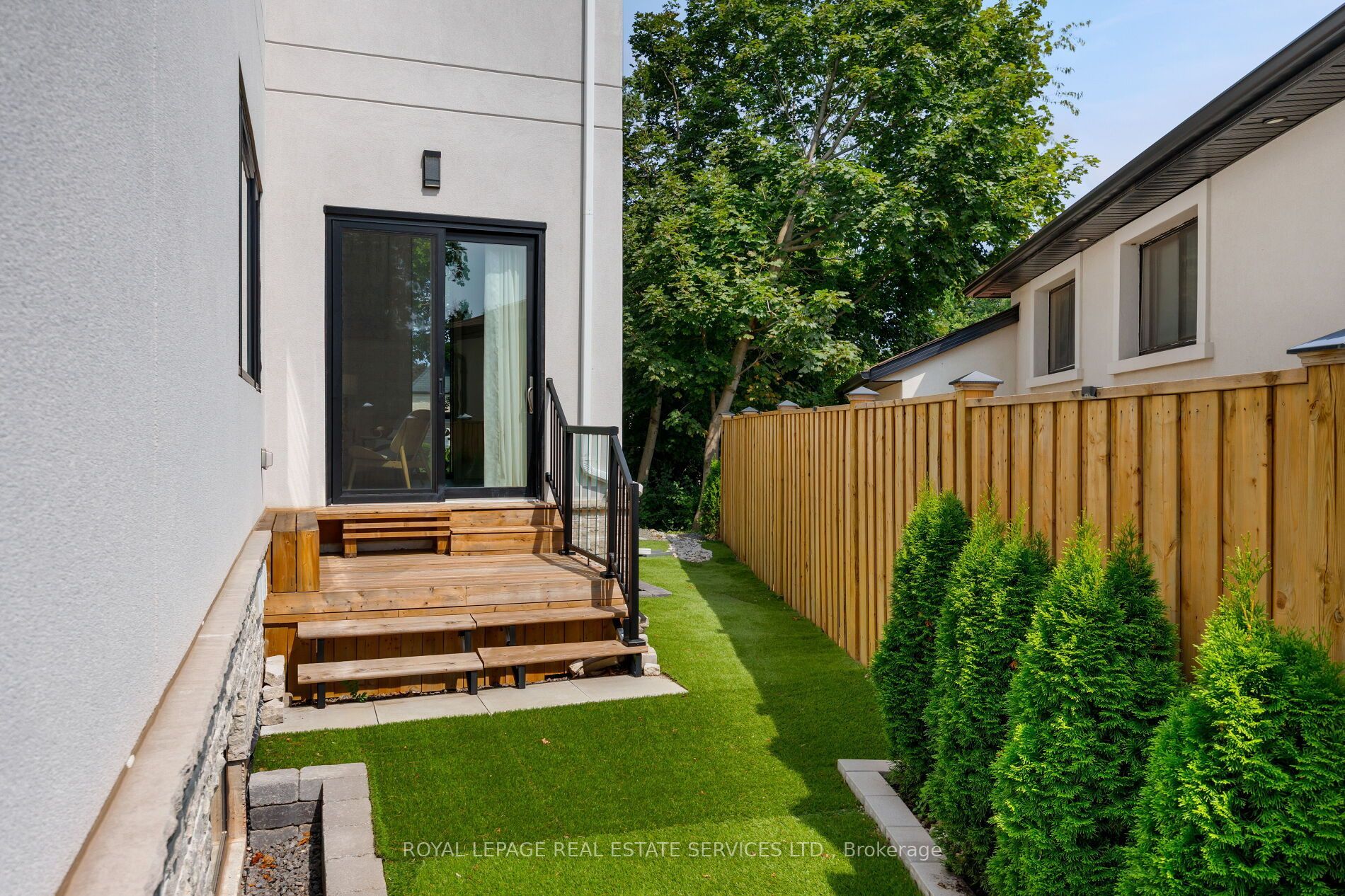 564 Stonecliffe Road Property Photo 41