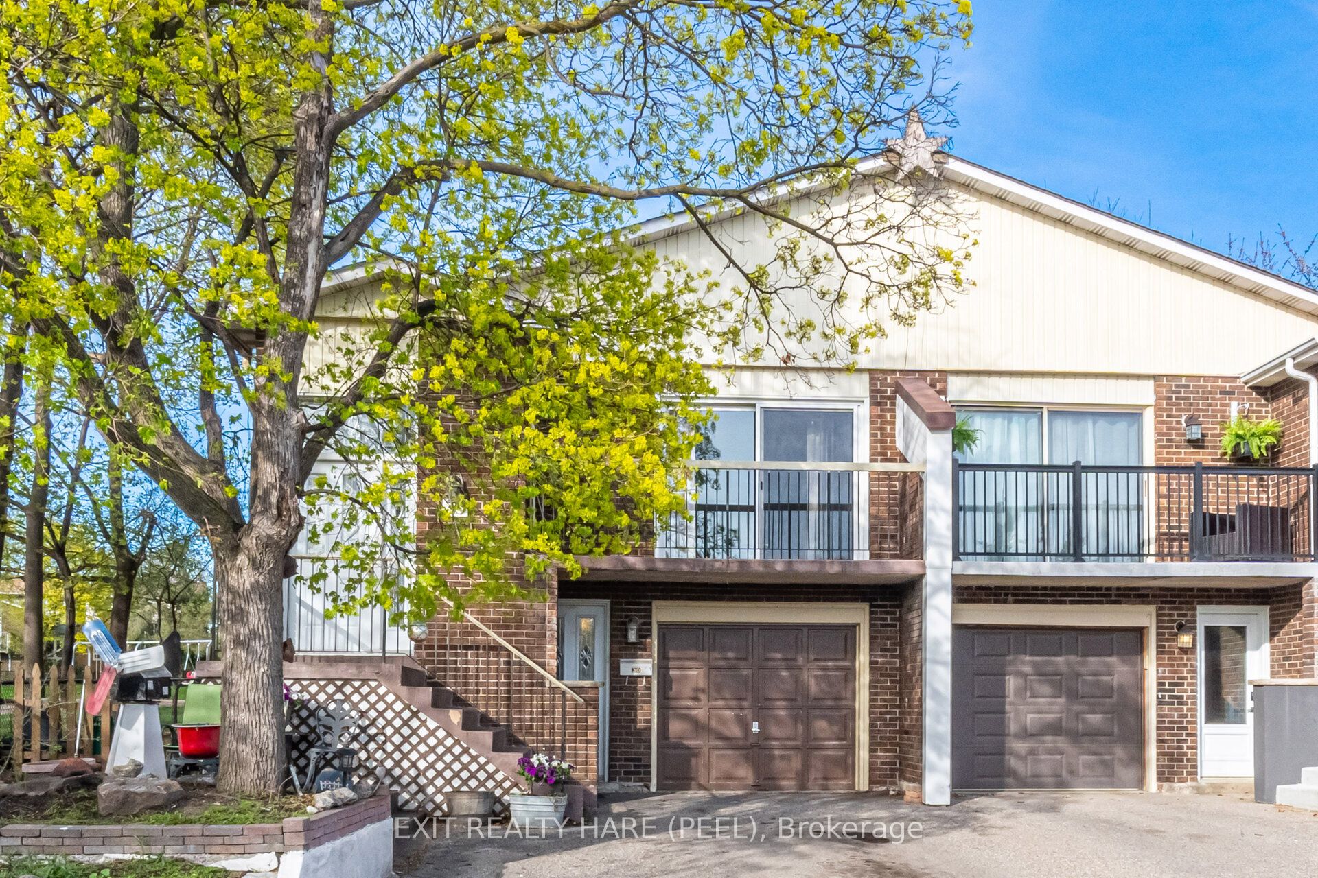 30 Thorsby Court Property Photo 1