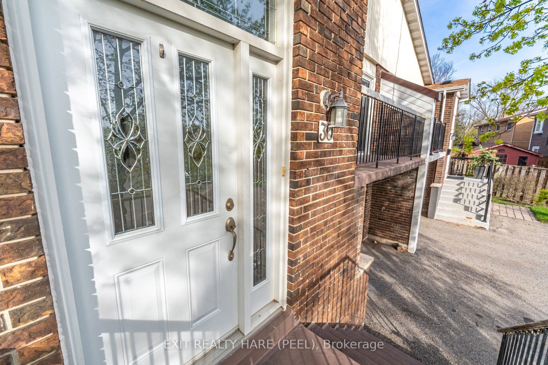 30 Thorsby Court Property Photo 4