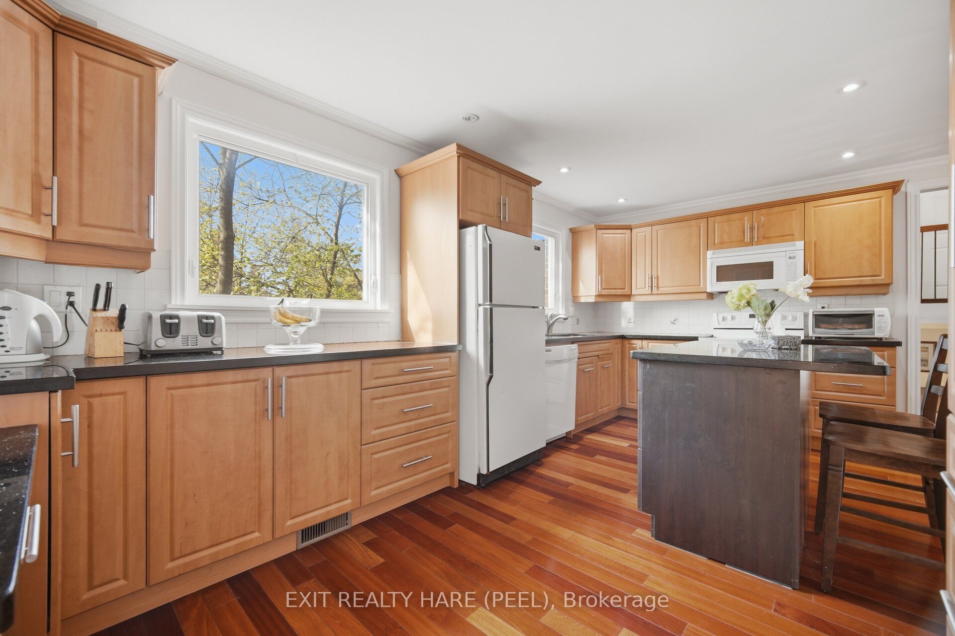 30 Thorsby Court Property Photo 6