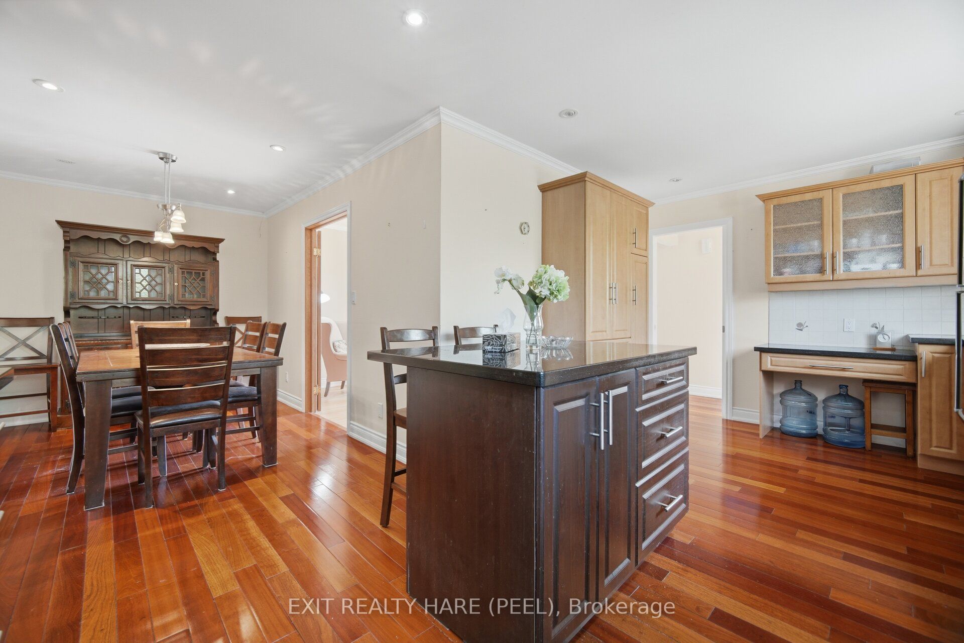 30 Thorsby Court Property Photo 10