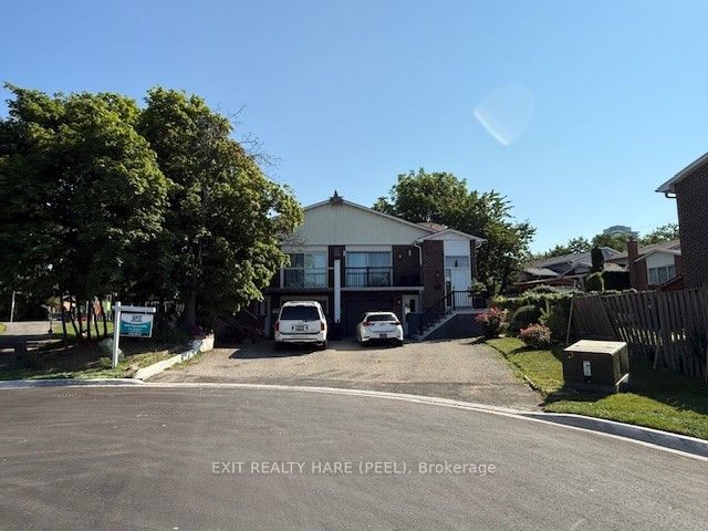 30 Thorsby Court Property Photo 44