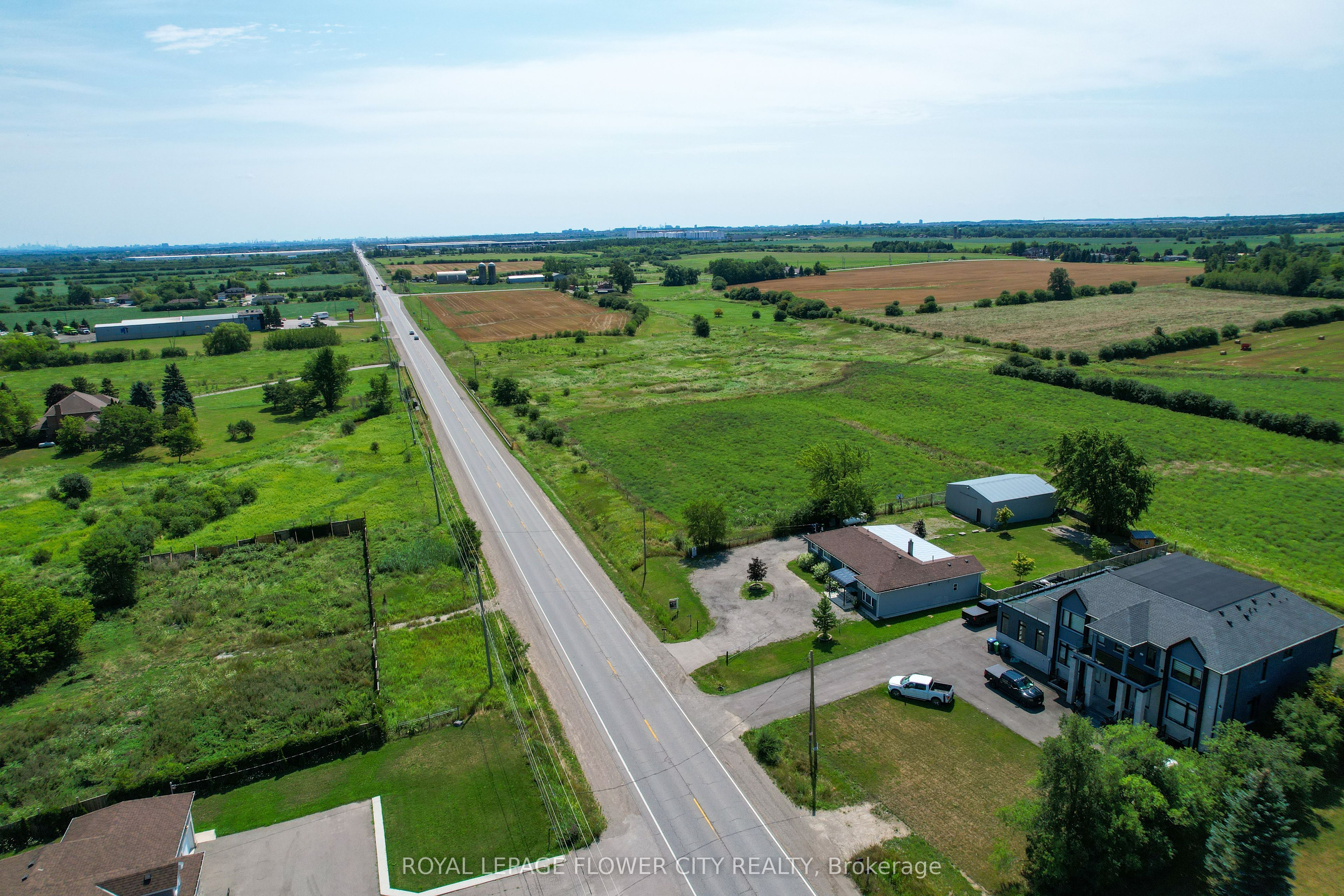 13186 Airport Road E Property Photo 15