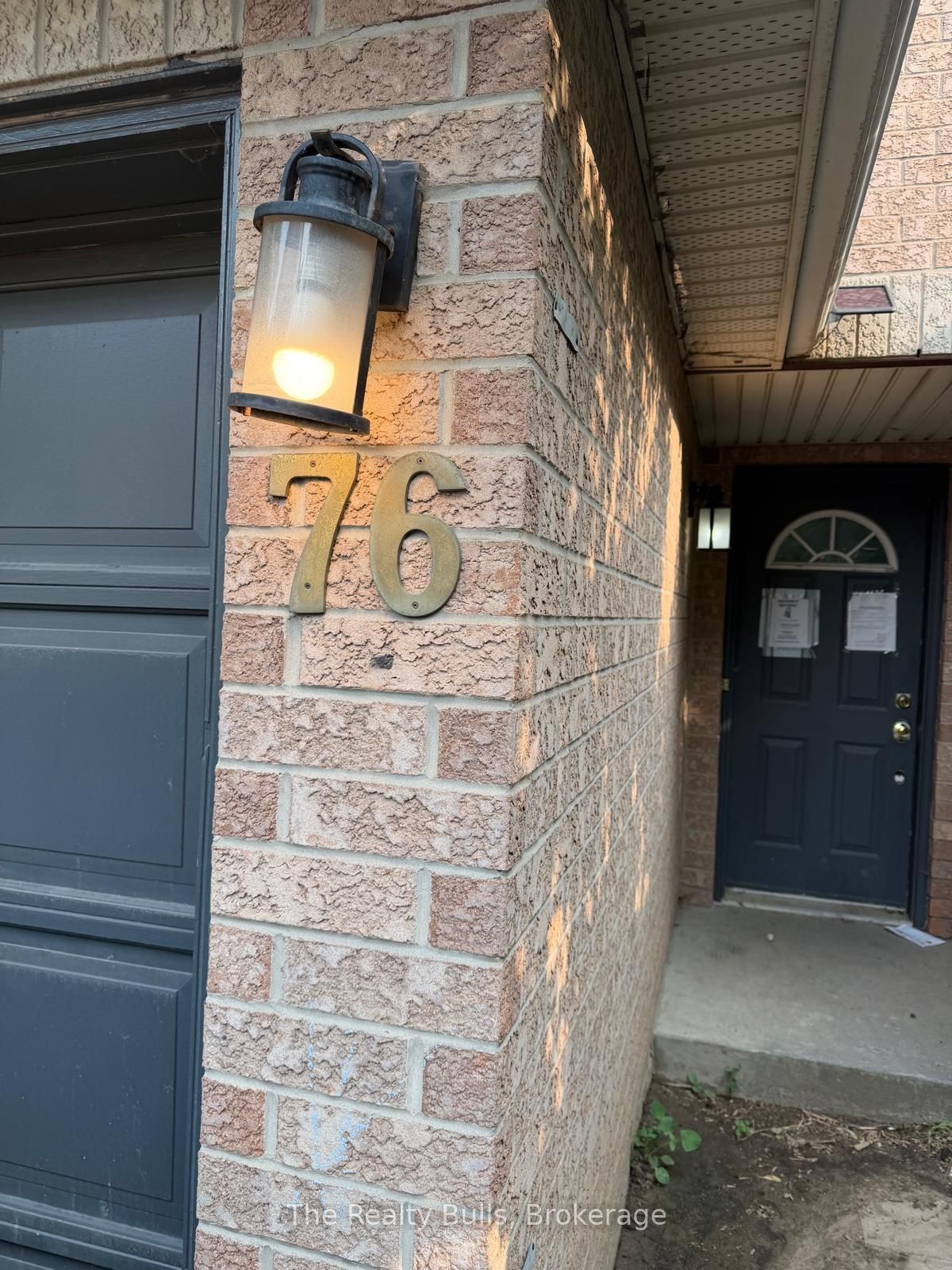 76 Spadina Road 76 Property Photo 1