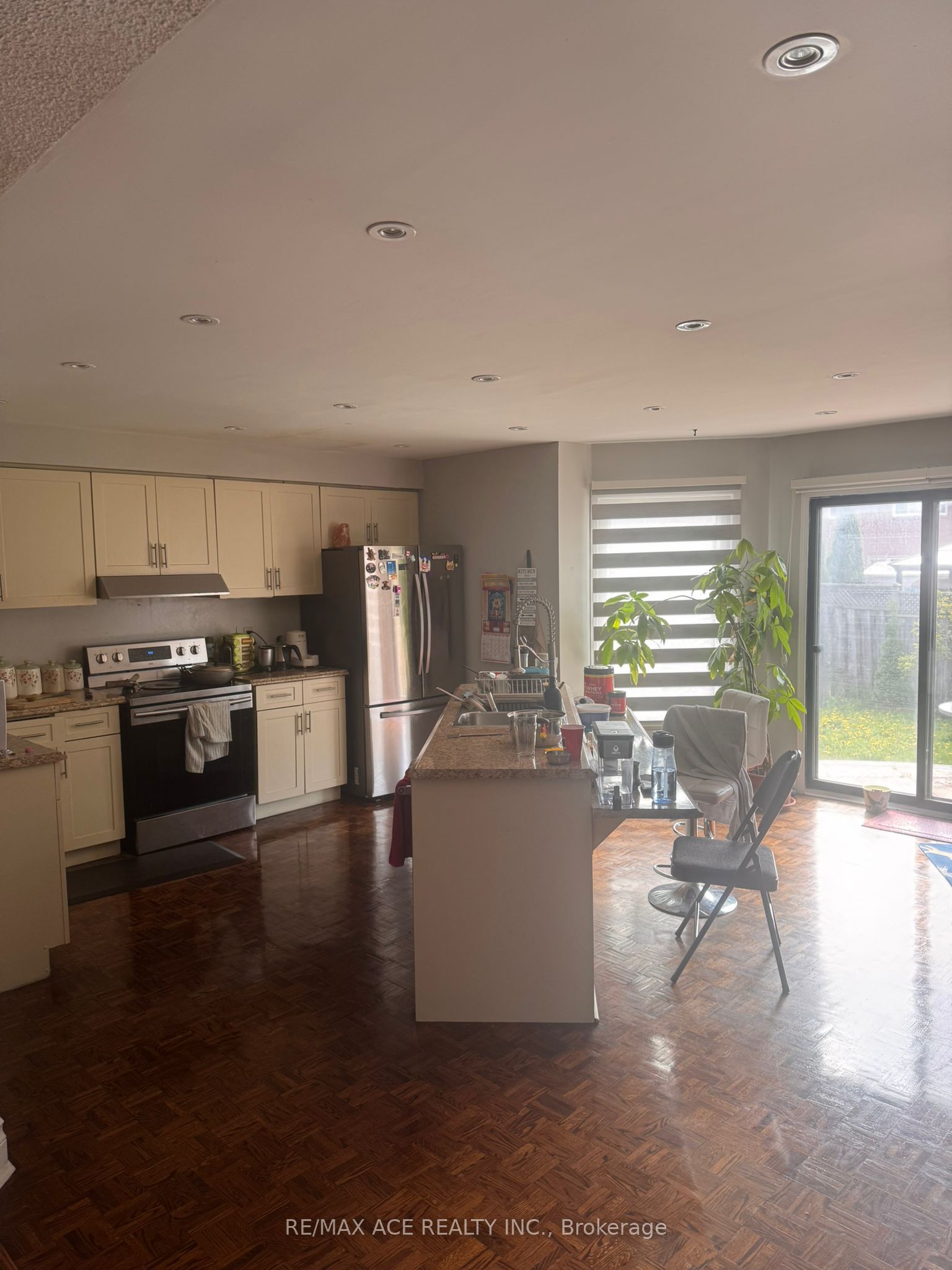 26 Brownridge Court N Property Photo 5