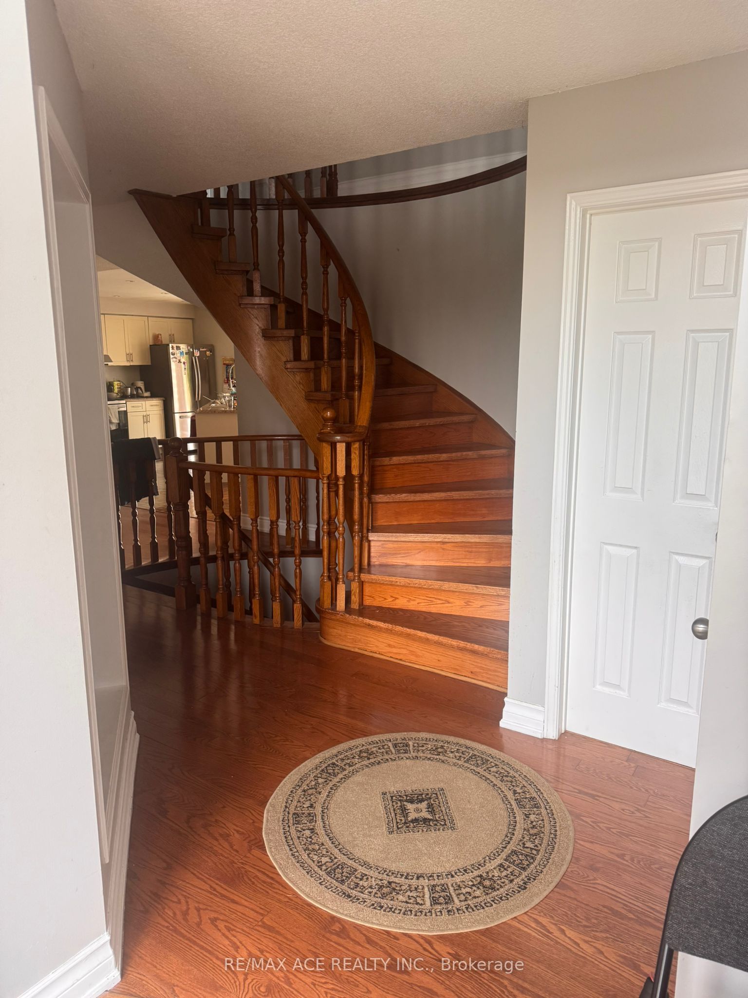 26 Brownridge Court N Property Photo 8
