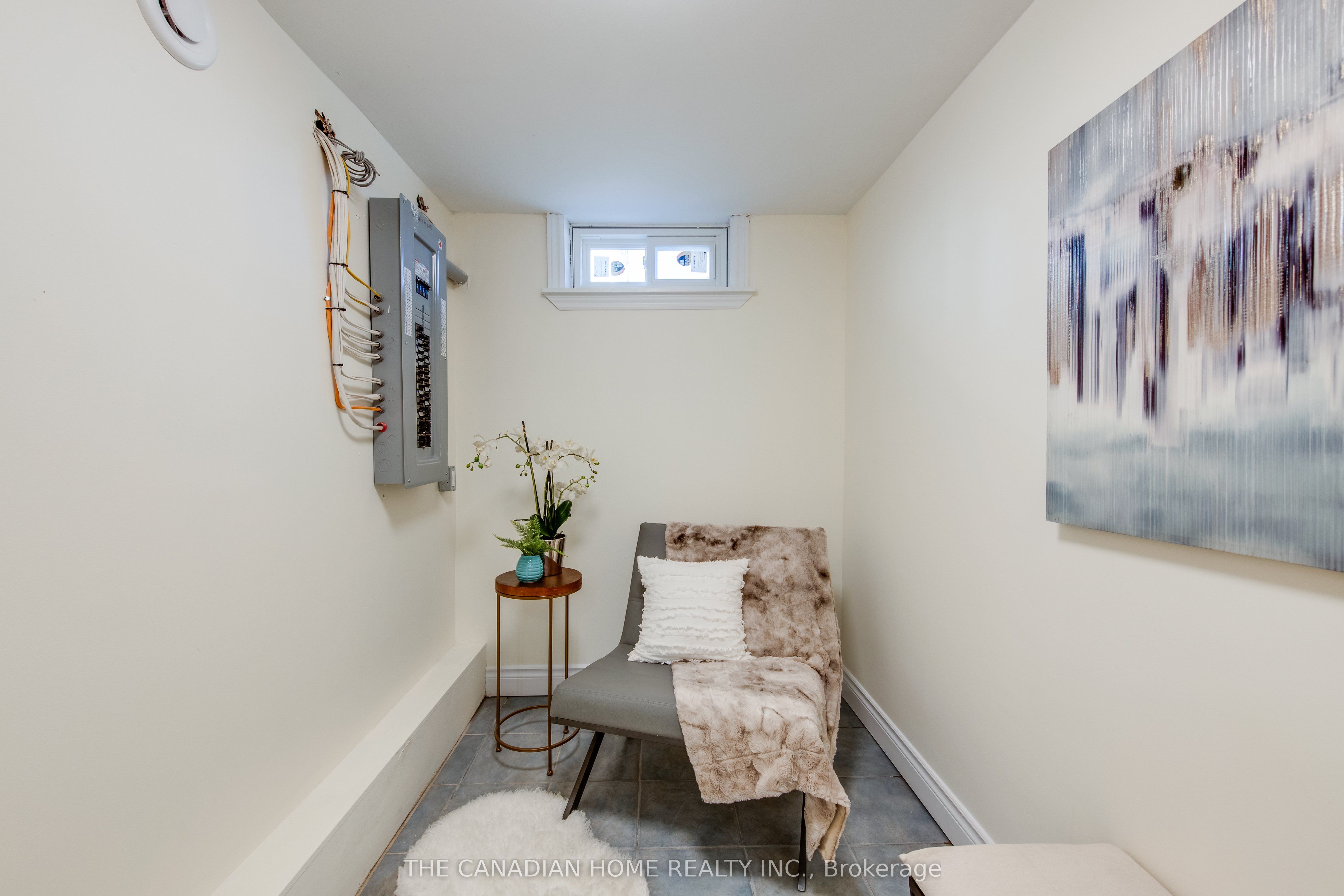 8 Clearview Heights Basement Property Photo 15