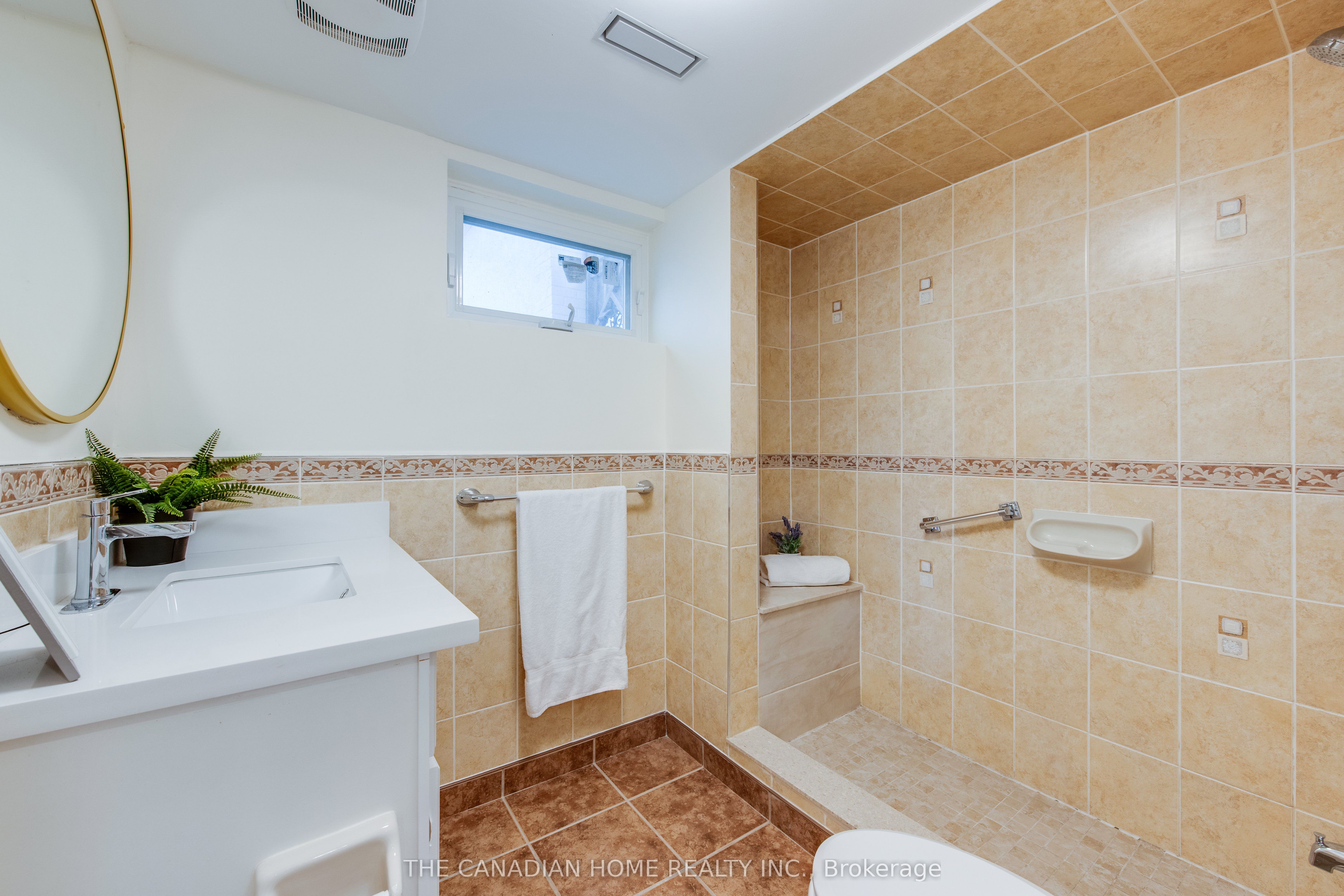 8 Clearview Heights Basement Property Photo 19