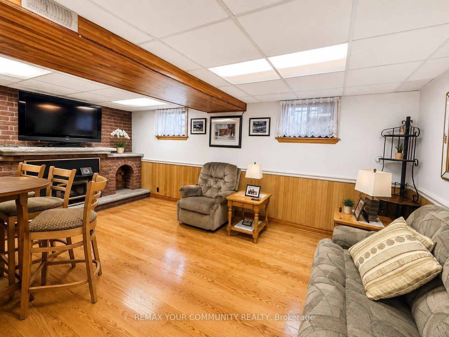 47 Cayuga Avenue Property Photo 3