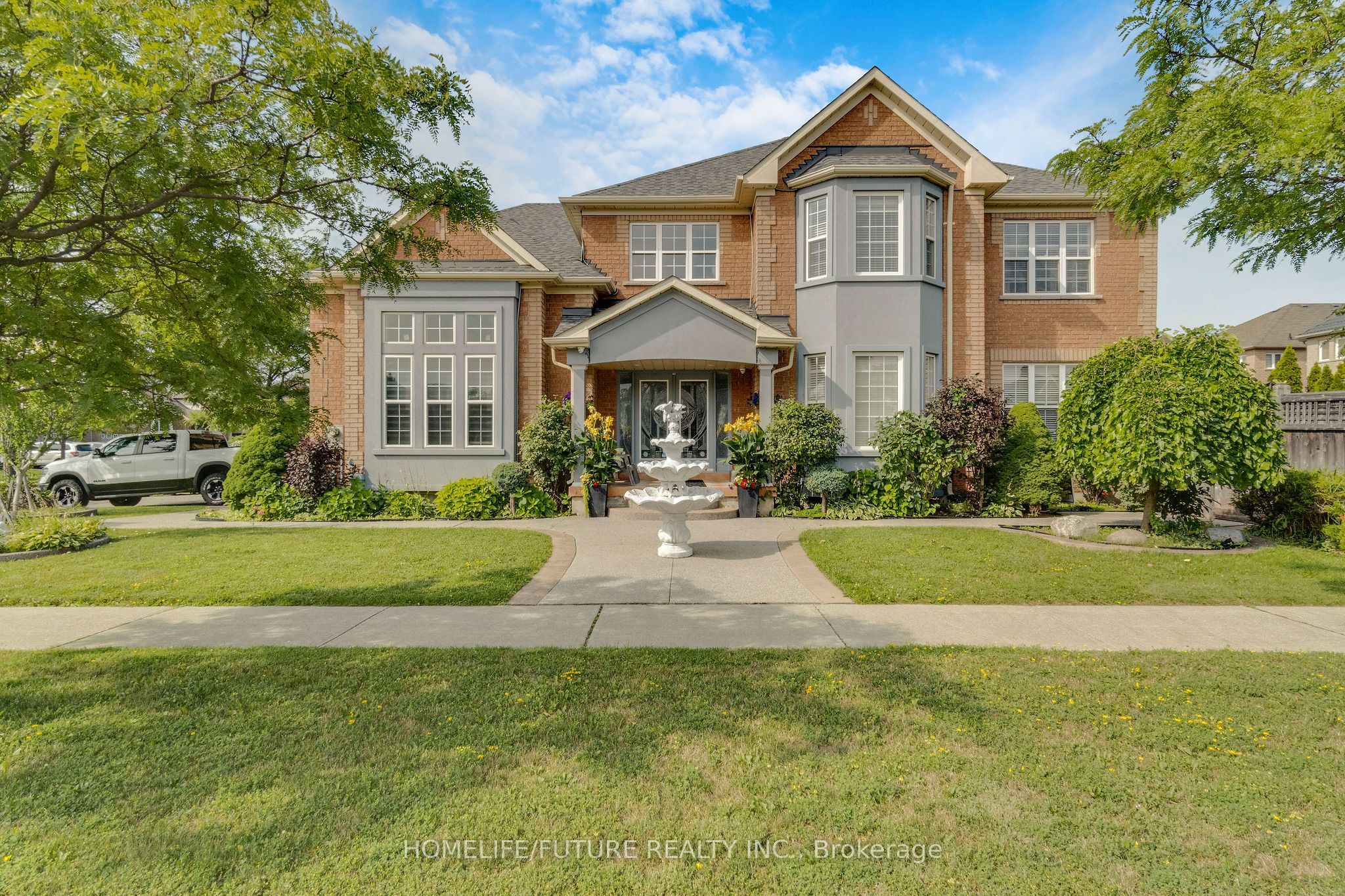 5351 Rose Ridge Crescent Property Photo 4