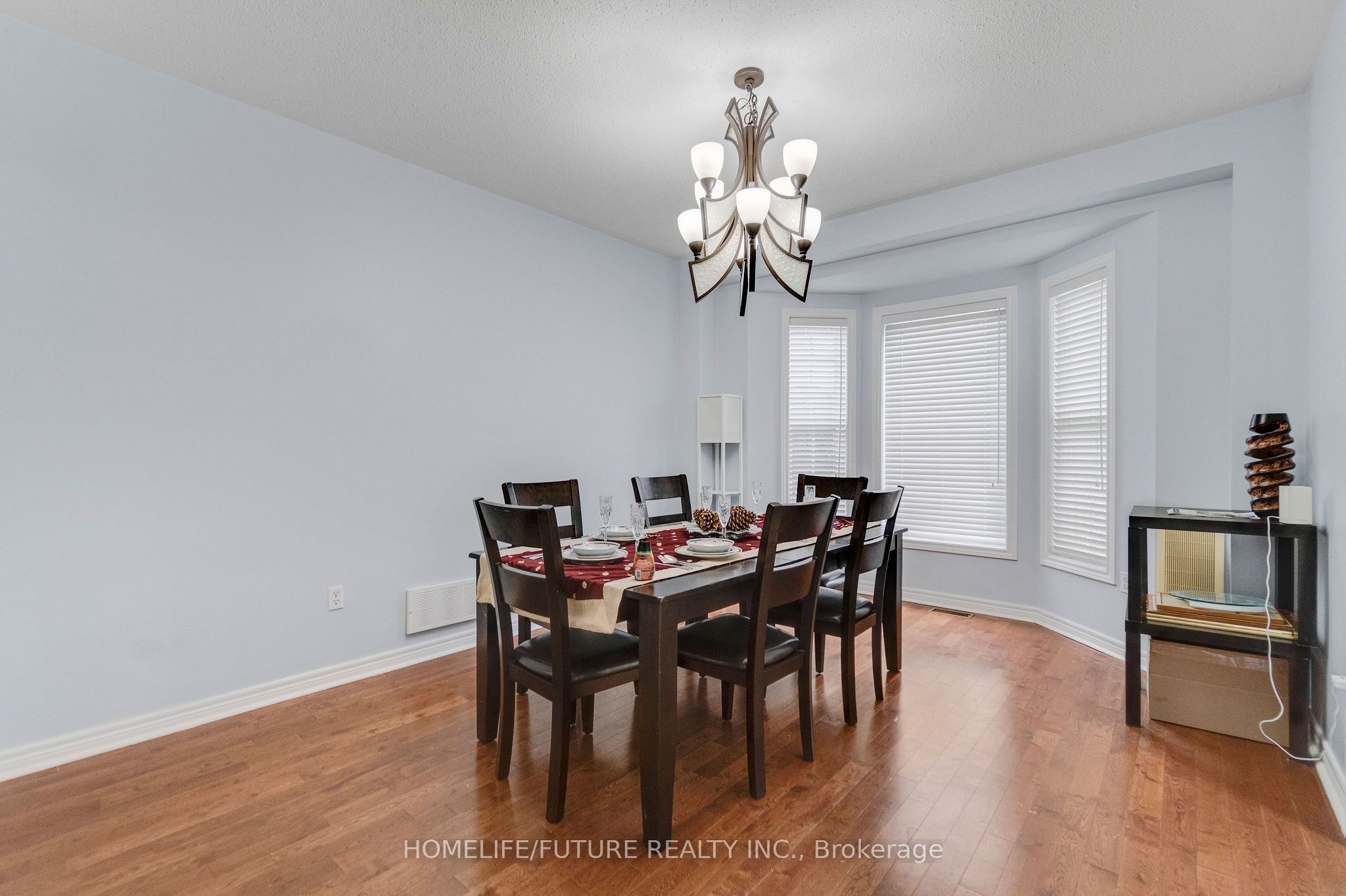 5351 Rose Ridge Crescent Property Photo 10