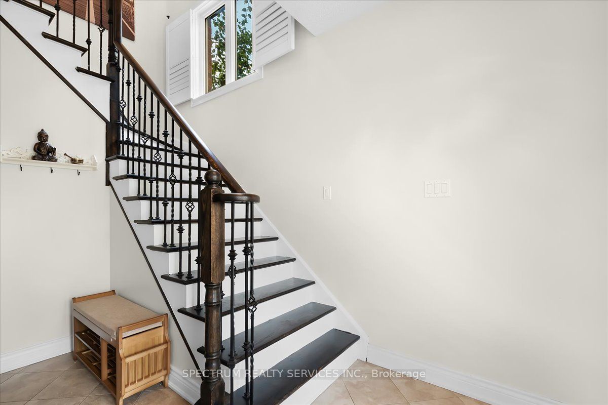 1379 Rolph Terrace Property Photo 11