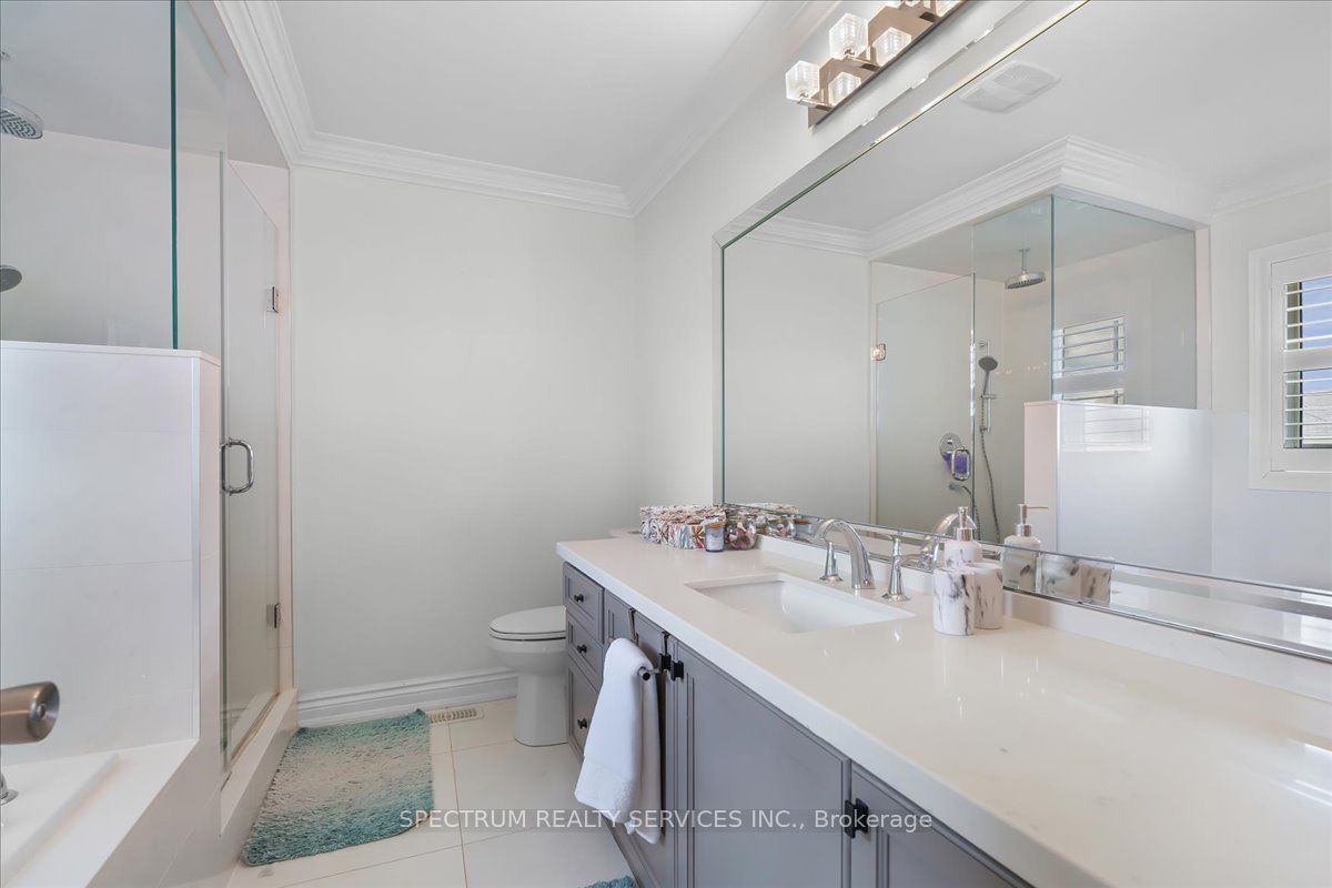 1379 Rolph Terrace Property Photo 15