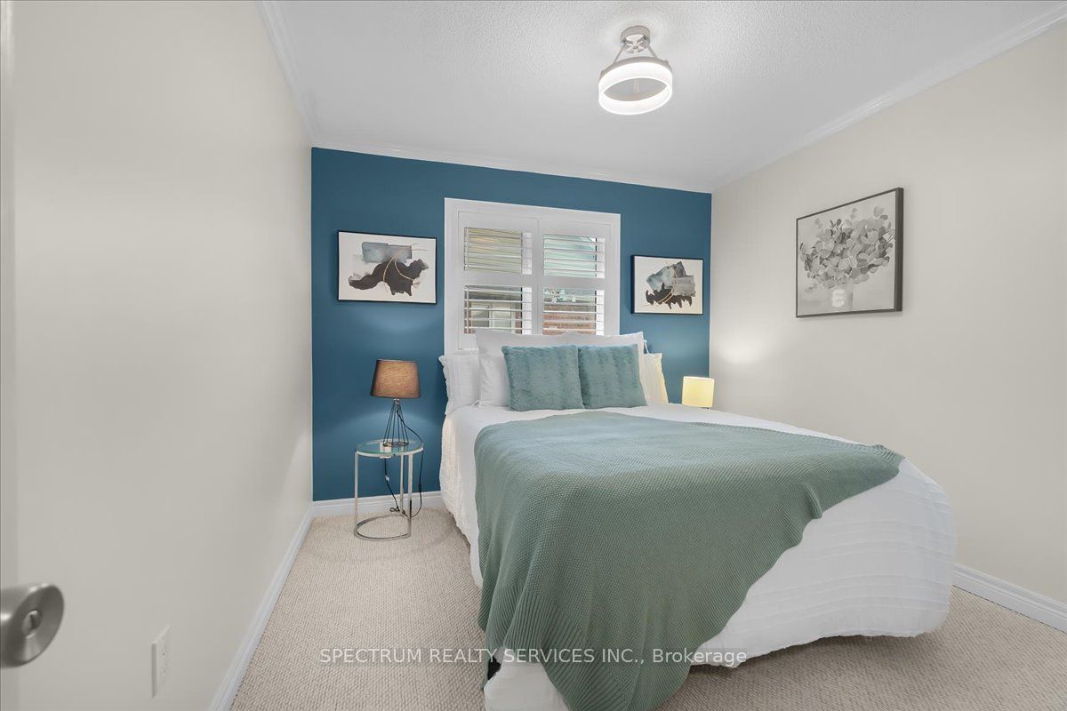 1379 Rolph Terrace Property Photo 17