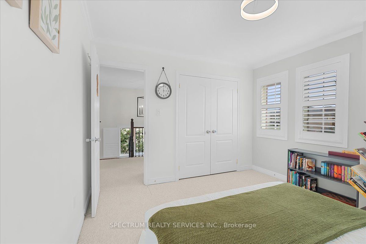1379 Rolph Terrace Property Photo 20