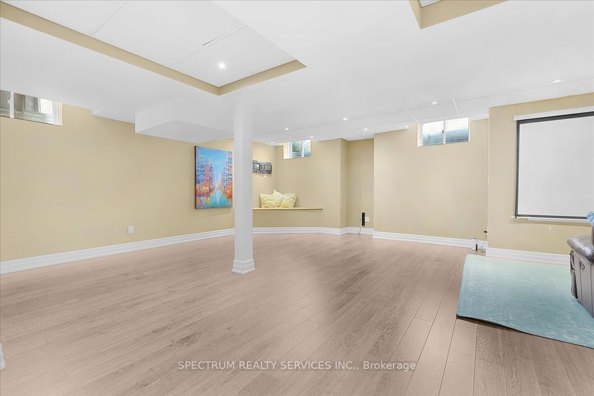 1379 Rolph Terrace Property Photo 24