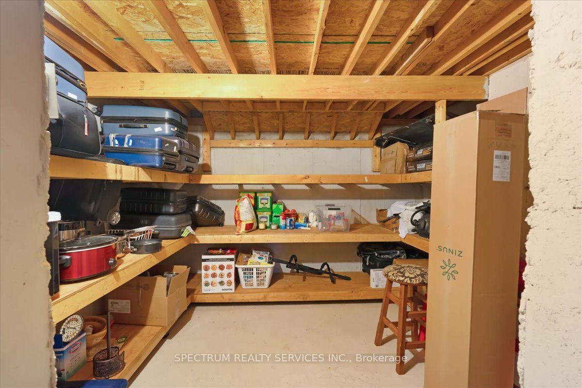 1379 Rolph Terrace Property Photo 28