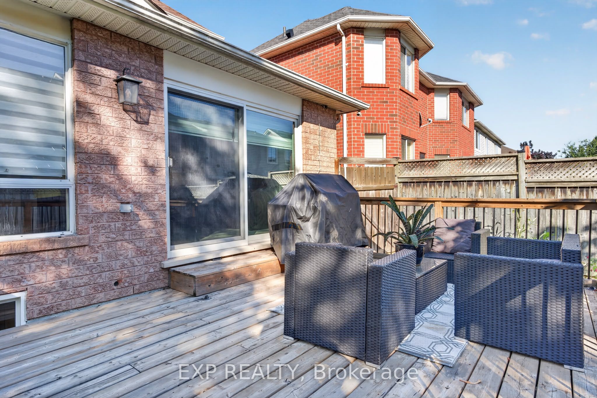 664 Dolby Crescent Property Photo 29