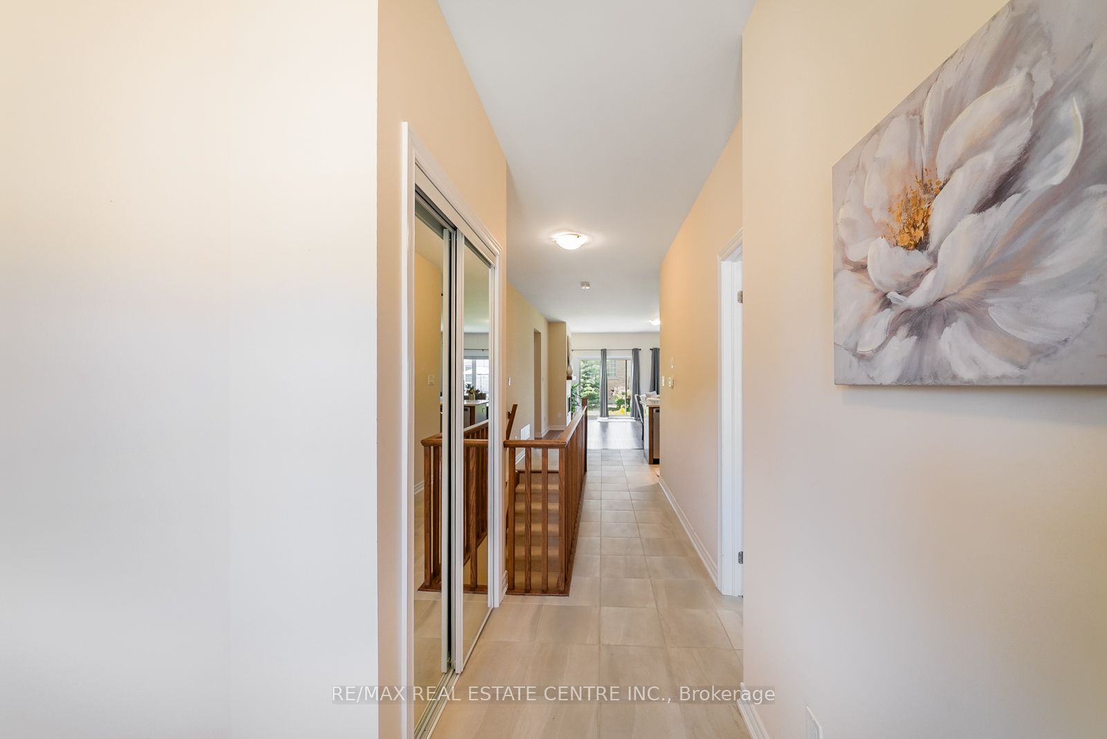 11 Overlea Drive Property Photo 5