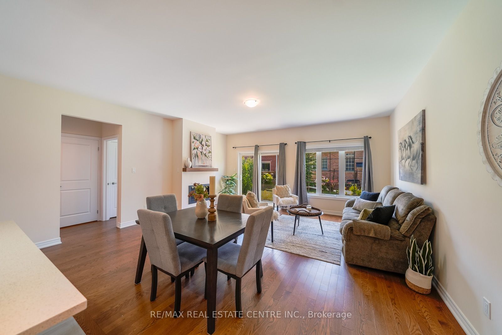 11 Overlea Drive Property Photo 13