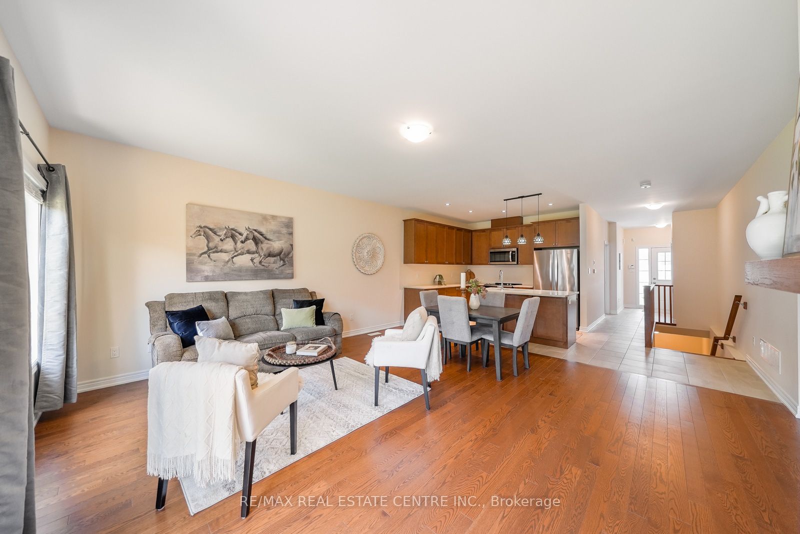11 Overlea Drive Property Photo 16