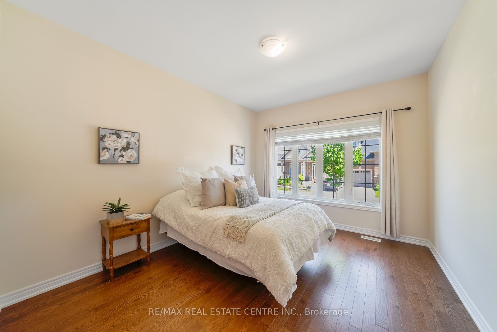 11 Overlea Drive Property Photo 25